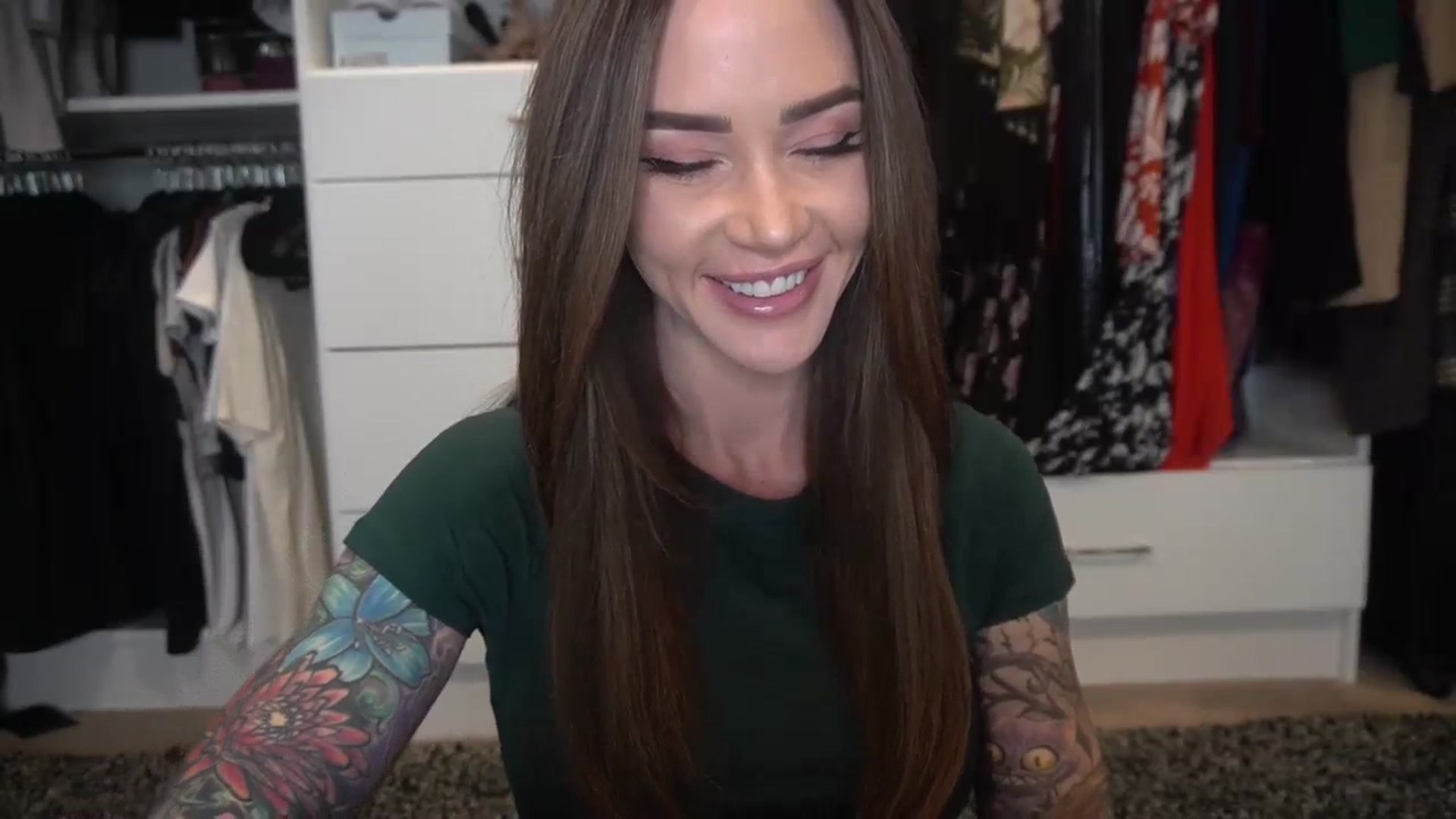 Gallery image thumbnail from VapePapi's myfreecams stream on, 03/01/2024, 22:54 image 9 of 20