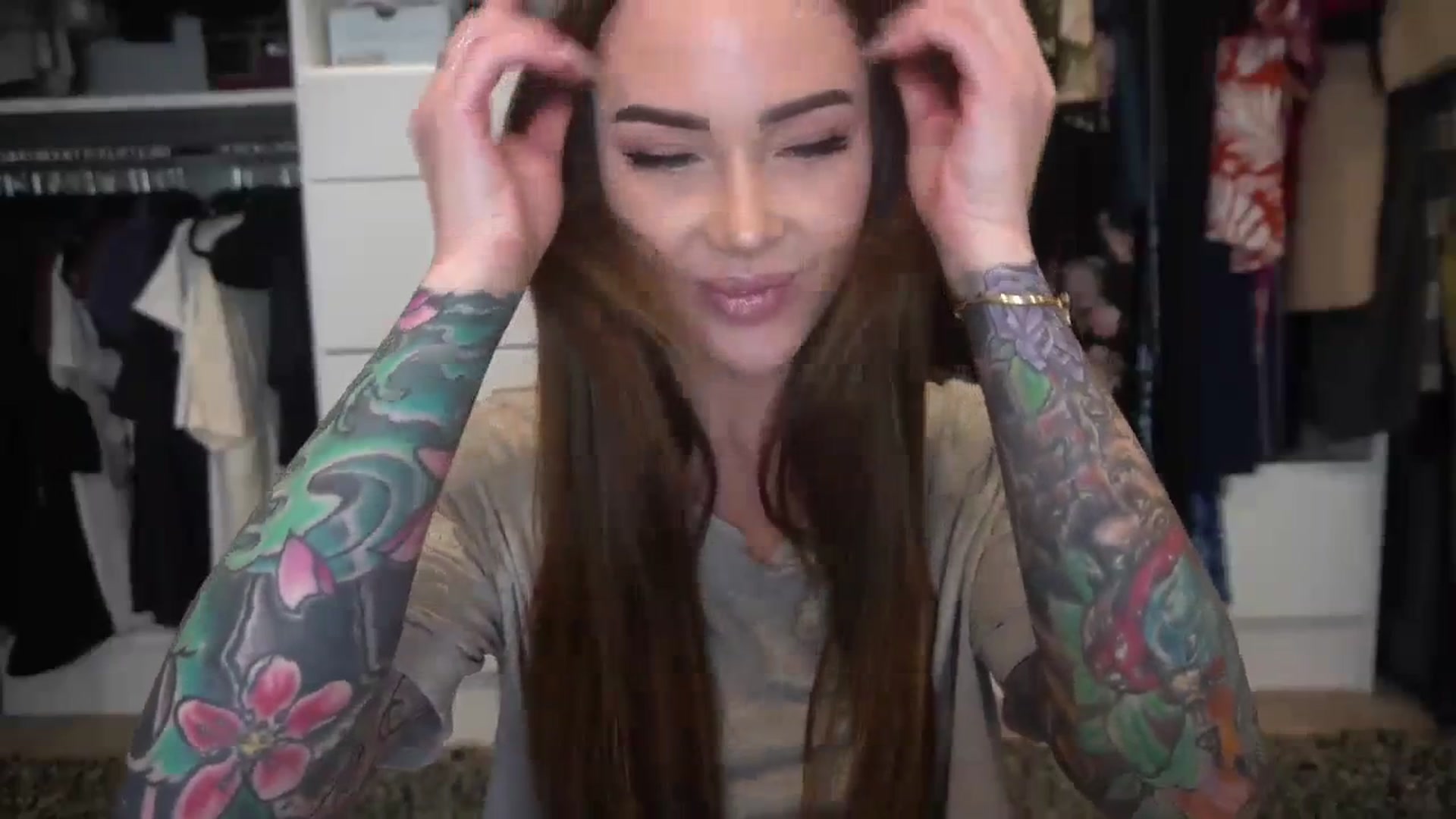 Gallery image thumbnail from VapePapi's myfreecams stream on, 03/24/2024, 19:45 image 19 of 20