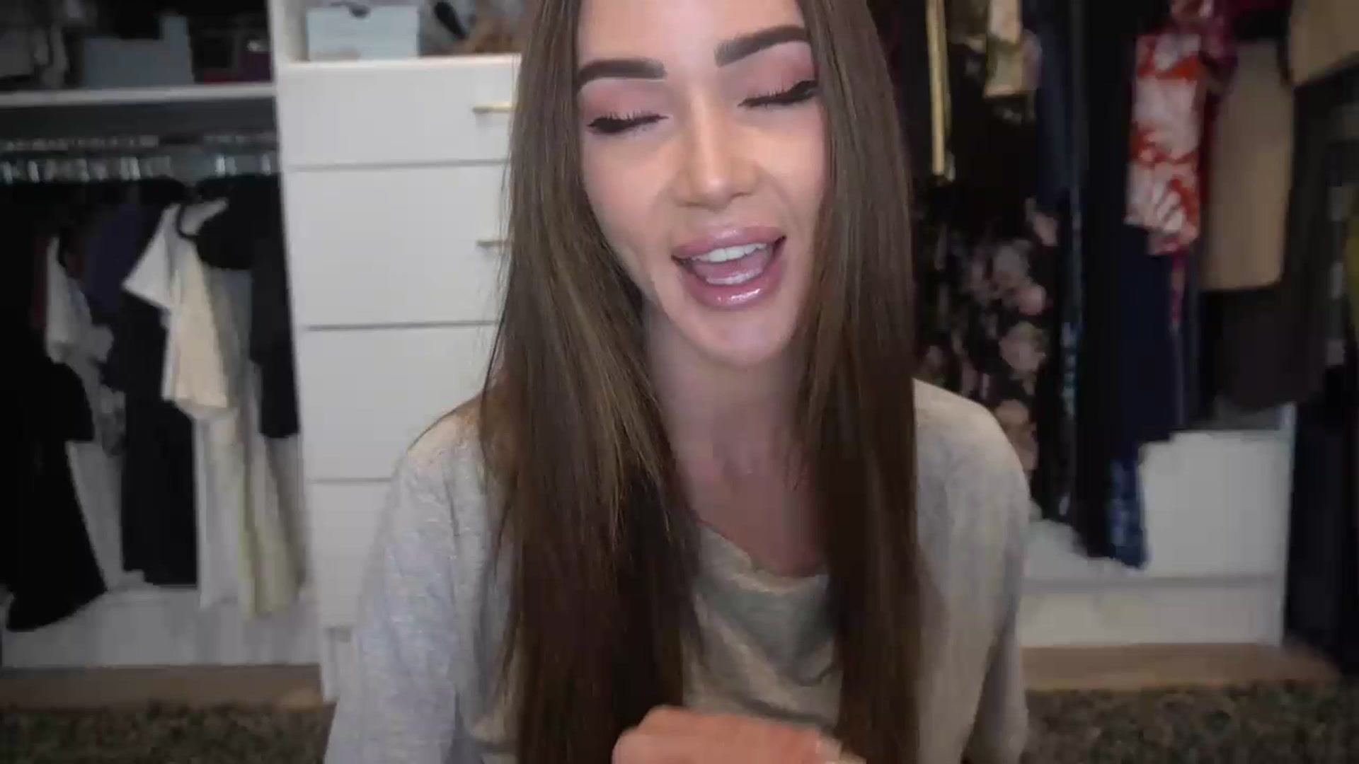 Gallery image thumbnail from VapePapi's myfreecams stream on, 03/24/2024, 19:45 image 1 of 20