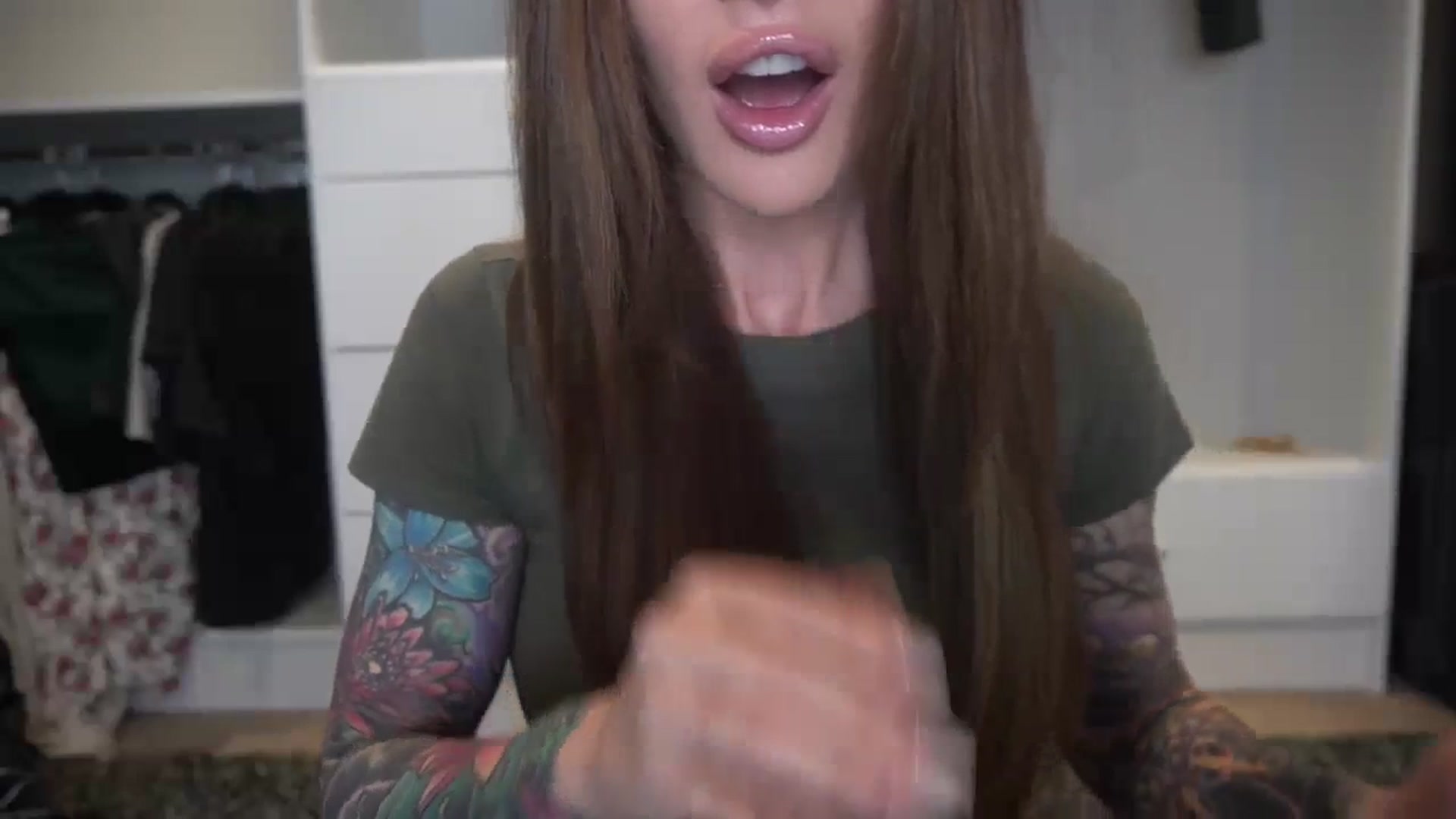 Gallery image thumbnail from VapePapi's myfreecams stream on, 04/03/2024, 22:02 image 6 of 20