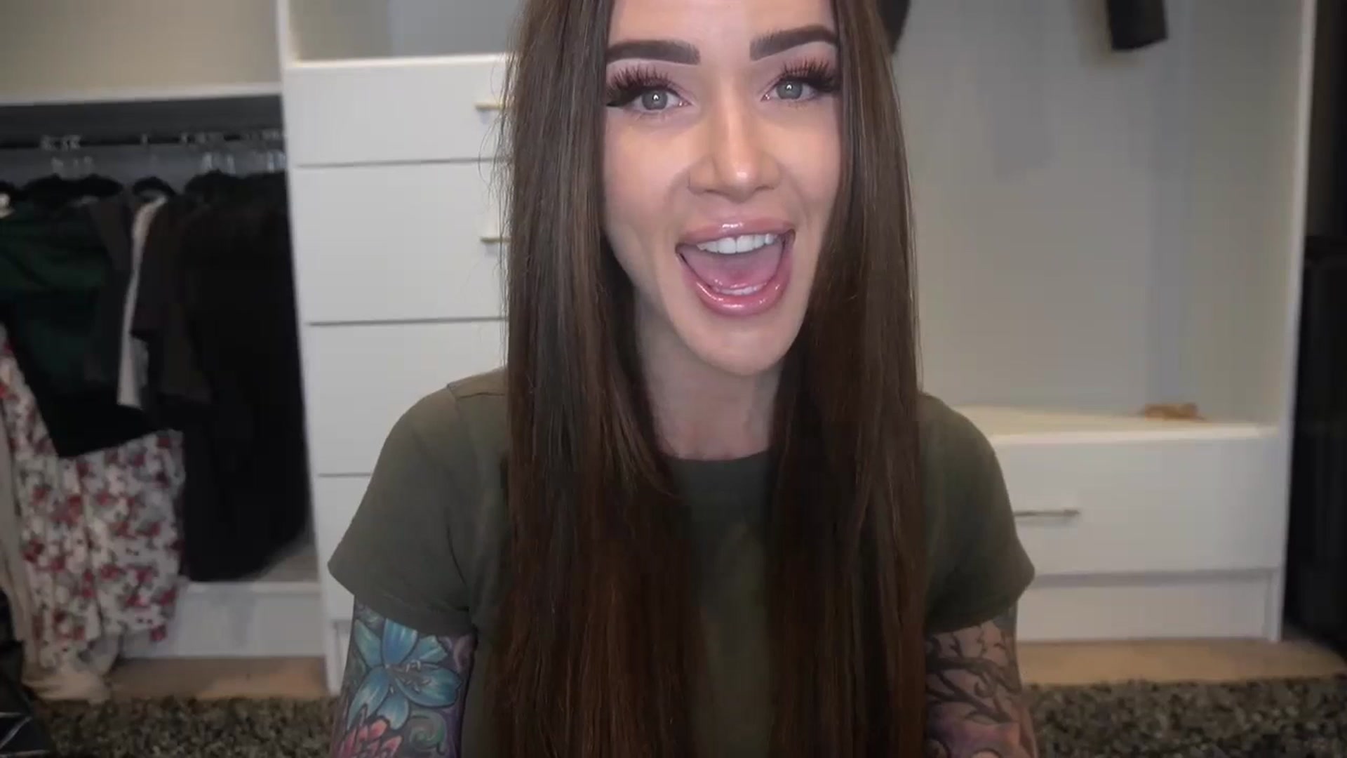 Gallery image thumbnail from VapePapi's myfreecams stream on, 04/03/2024, 22:02 image 3 of 20