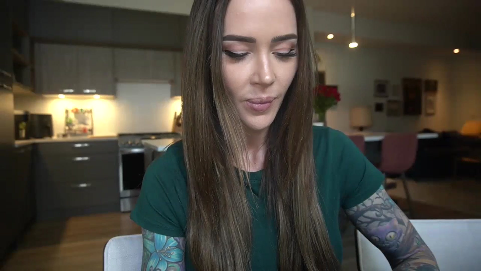 Gallery image thumbnail from VapePapi's myfreecams stream on, 04/12/2024, 22:02 image 17 of 20