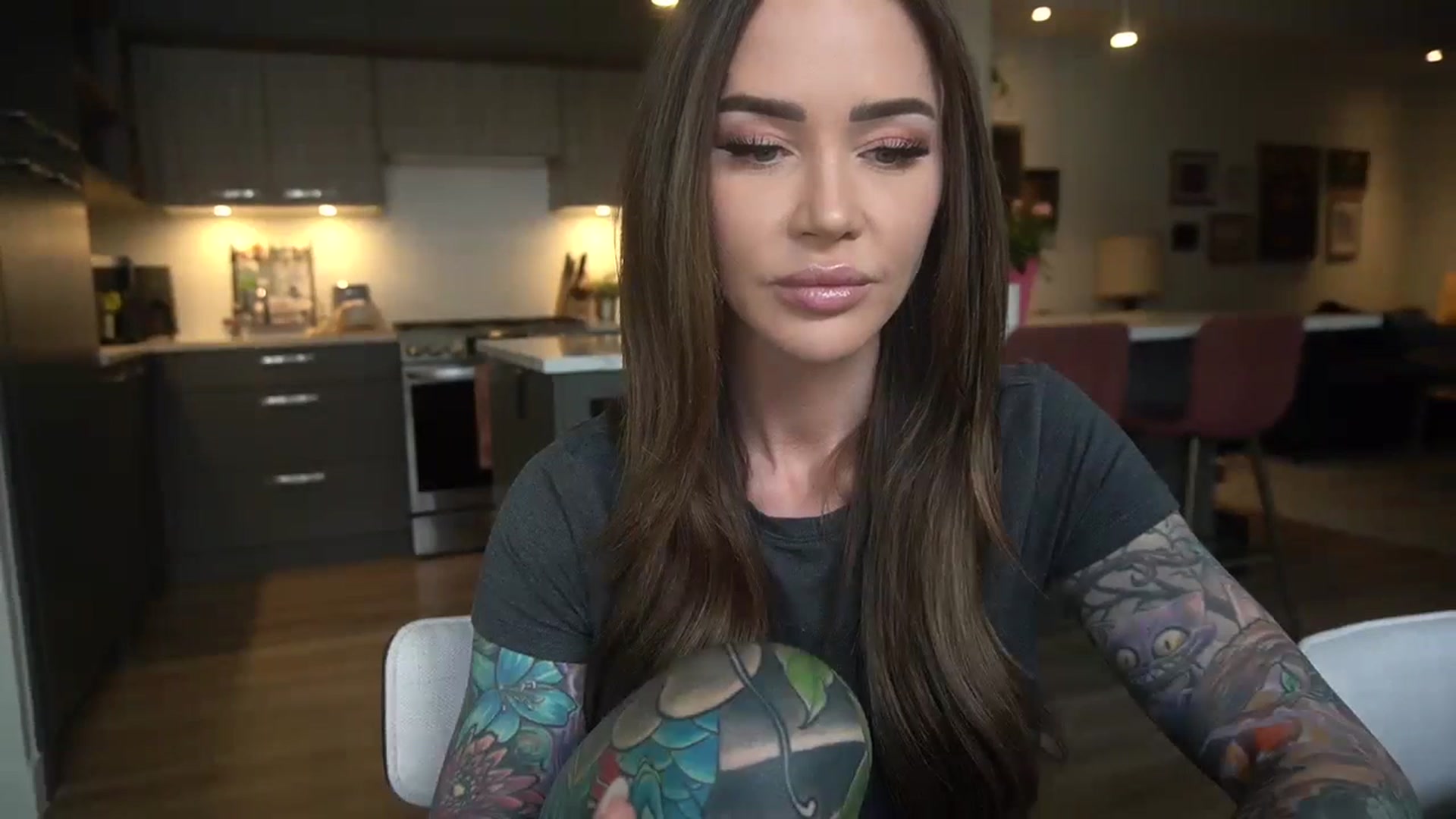 Gallery image thumbnail from VapePapi's myfreecams stream on, 04/23/2024, 22:04 image 5 of 20