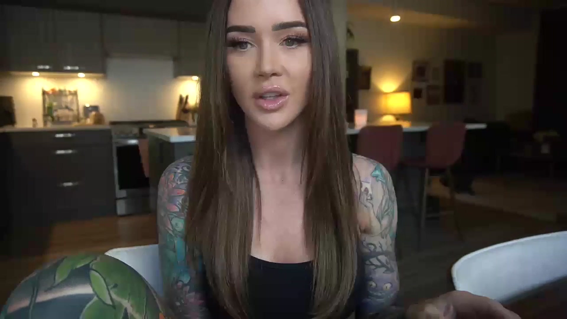 Gallery image thumbnail from VapePapi's myfreecams stream on, 04/26/2024, 22:01 image 4 of 20