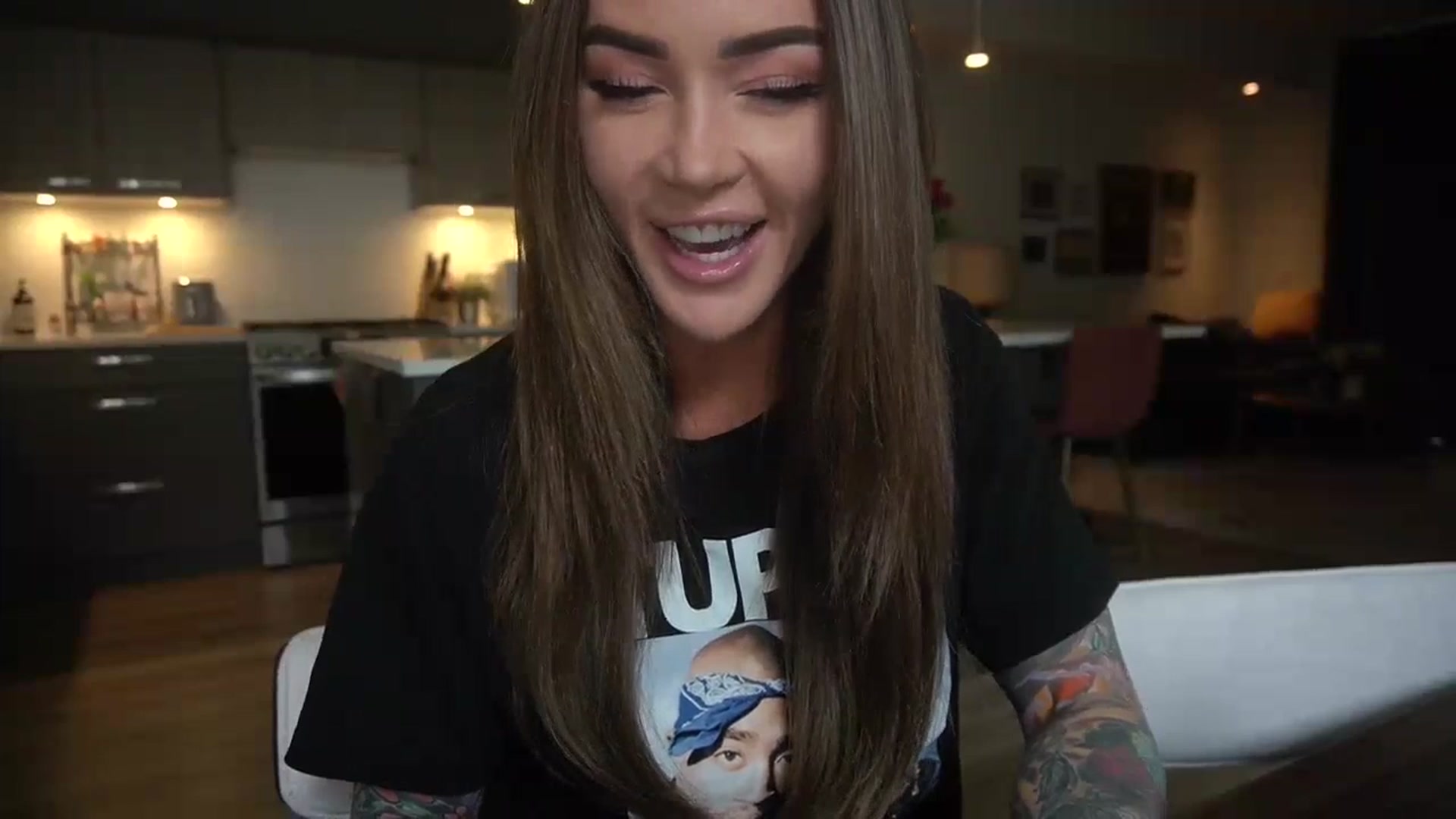 Gallery image thumbnail from VapePapi's myfreecams stream on, 04/28/2024, 19:39 image 14 of 20