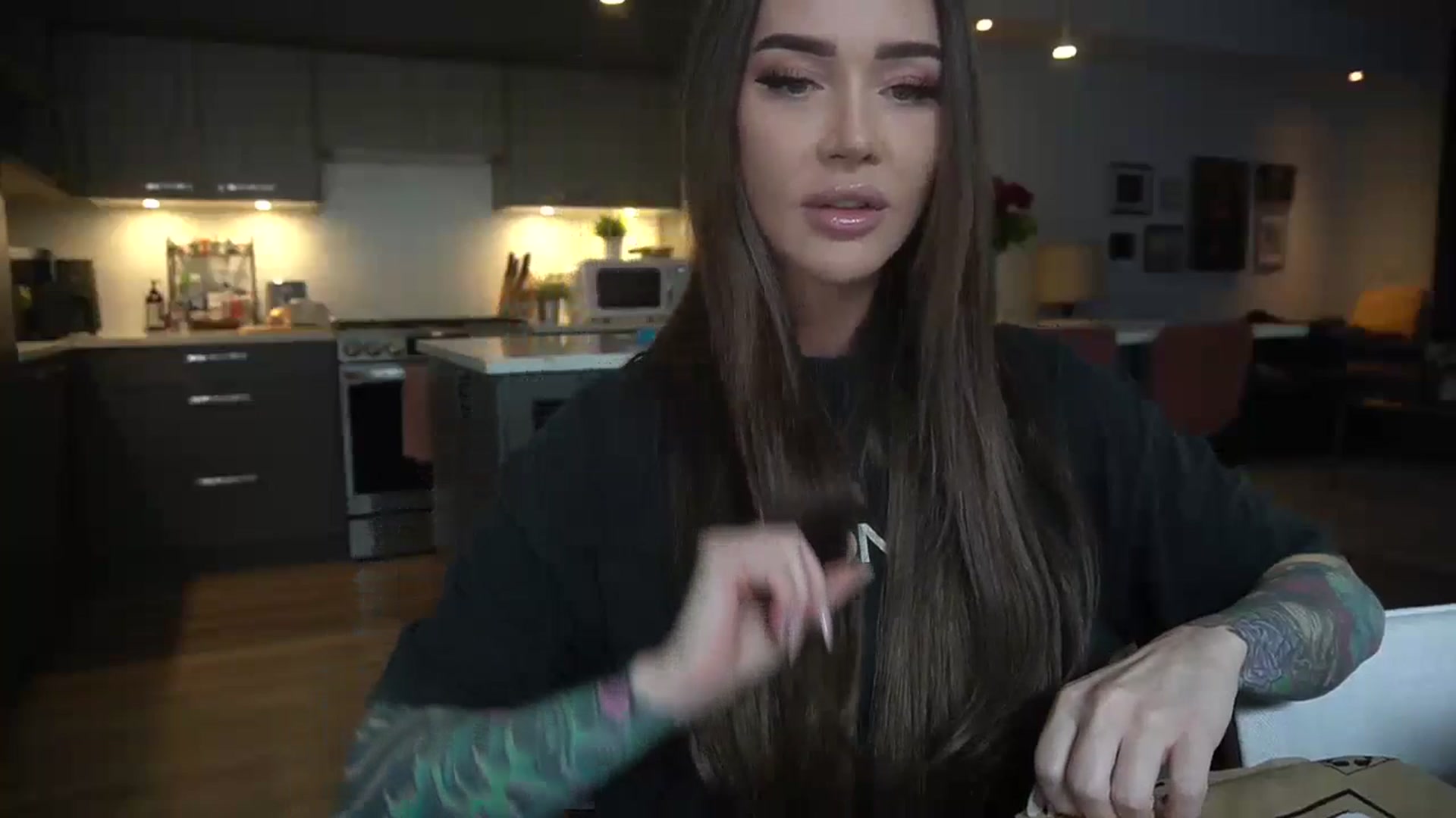Gallery image thumbnail from VapePapi's myfreecams stream on, 05/03/2024, 21:54 image 5 of 20