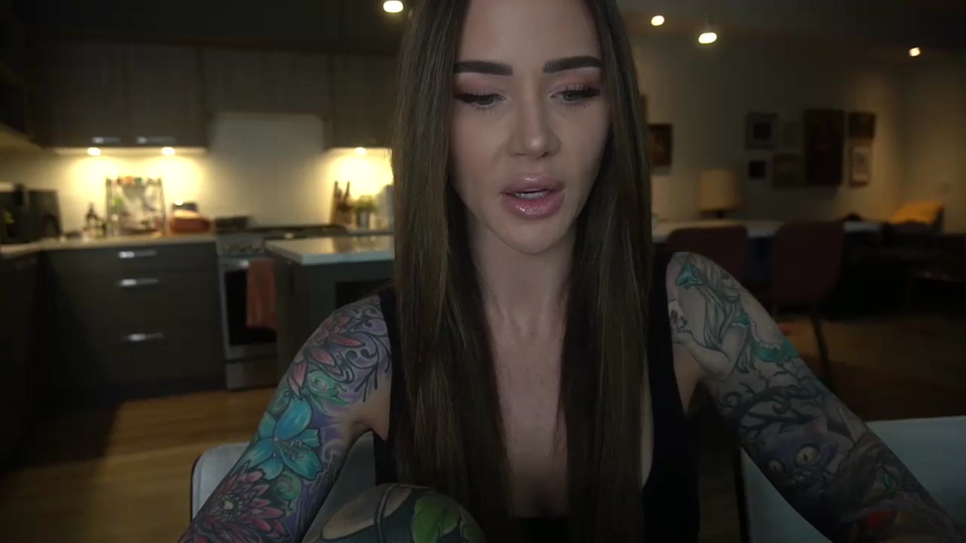 Gallery image thumbnail from VapePapi's myfreecams stream on, 05/20/2024, 21:47 image 4 of 20