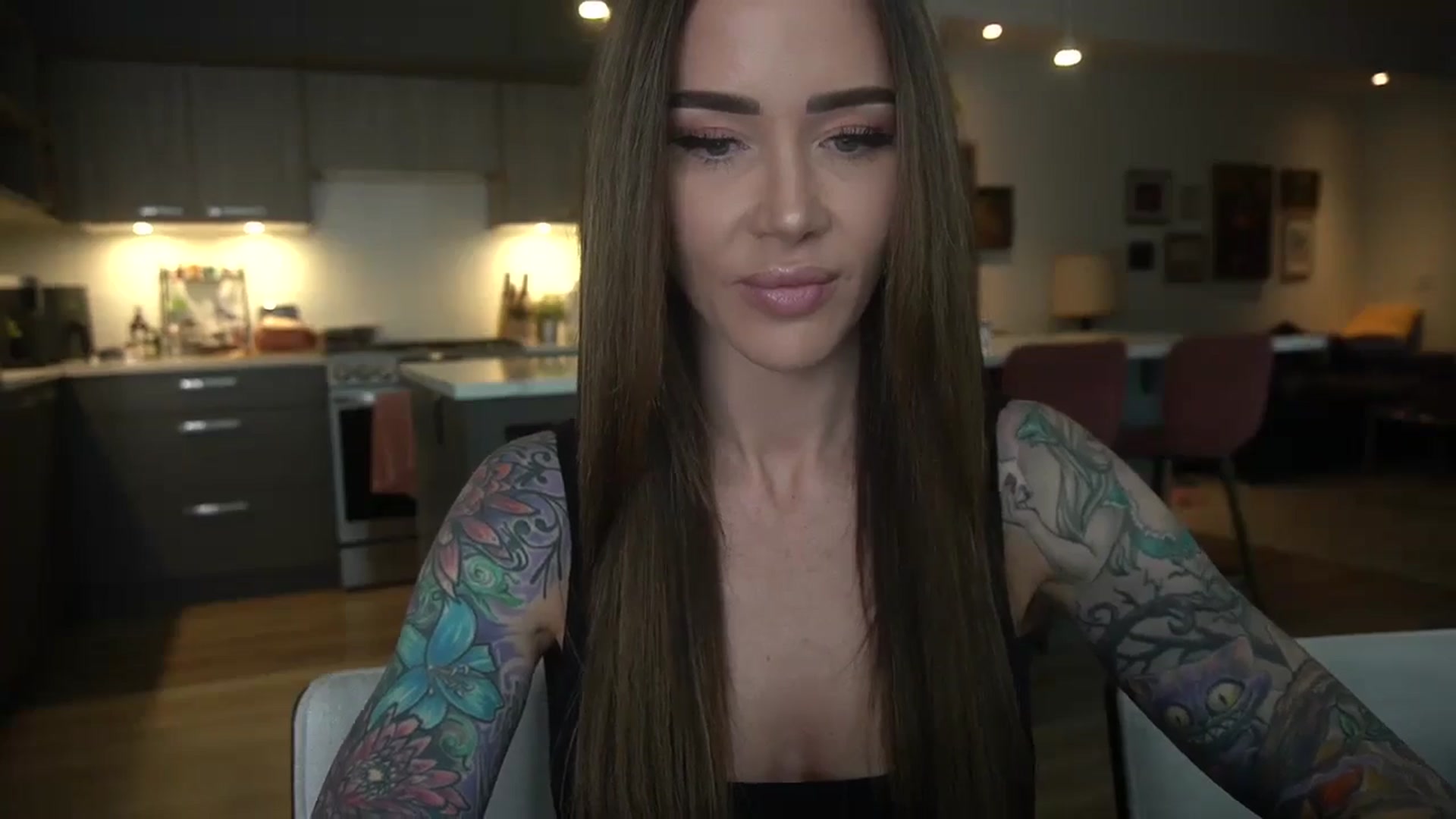 Gallery image thumbnail from VapePapi's myfreecams stream on, 05/20/2024, 21:47 image 16 of 20
