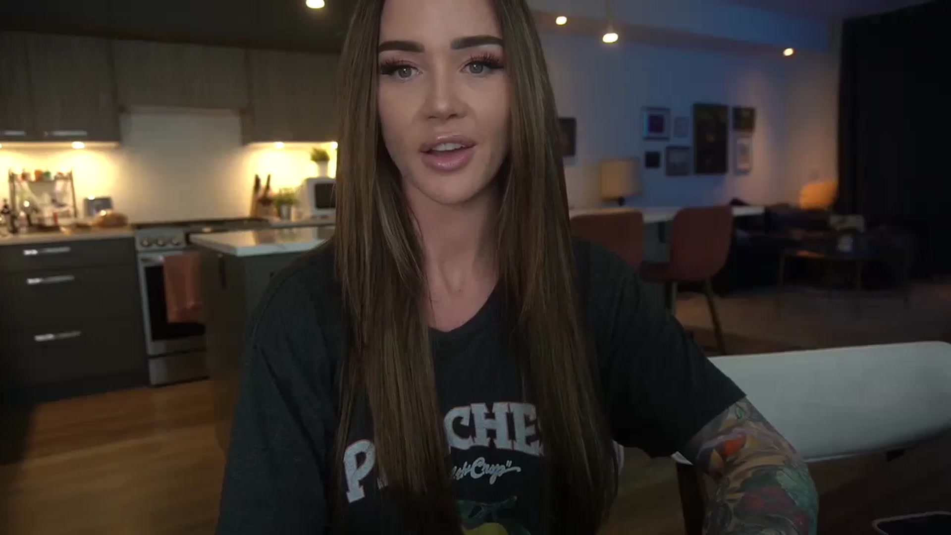 Gallery image thumbnail from VapePapi's myfreecams stream on, 05/24/2024, 21:51 image 18 of 20