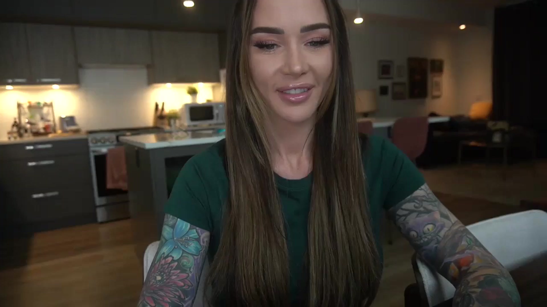 Gallery image thumbnail from VapePapi's myfreecams stream on, 05/26/2024, 19:58 image 7 of 20