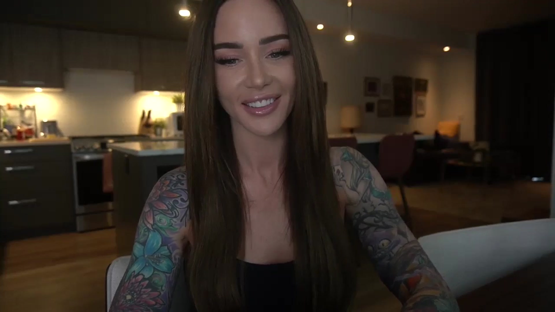 Gallery image thumbnail from VapePapi's myfreecams stream on, 06/04/2024, 21:16 image 20 of 20