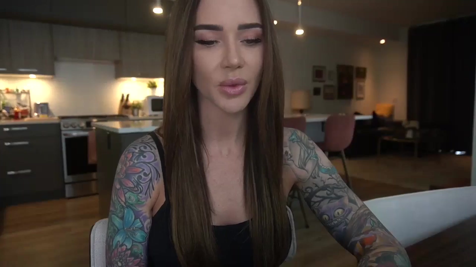 Gallery image thumbnail from VapePapi's myfreecams stream on, 06/04/2024, 21:16 image 4 of 20