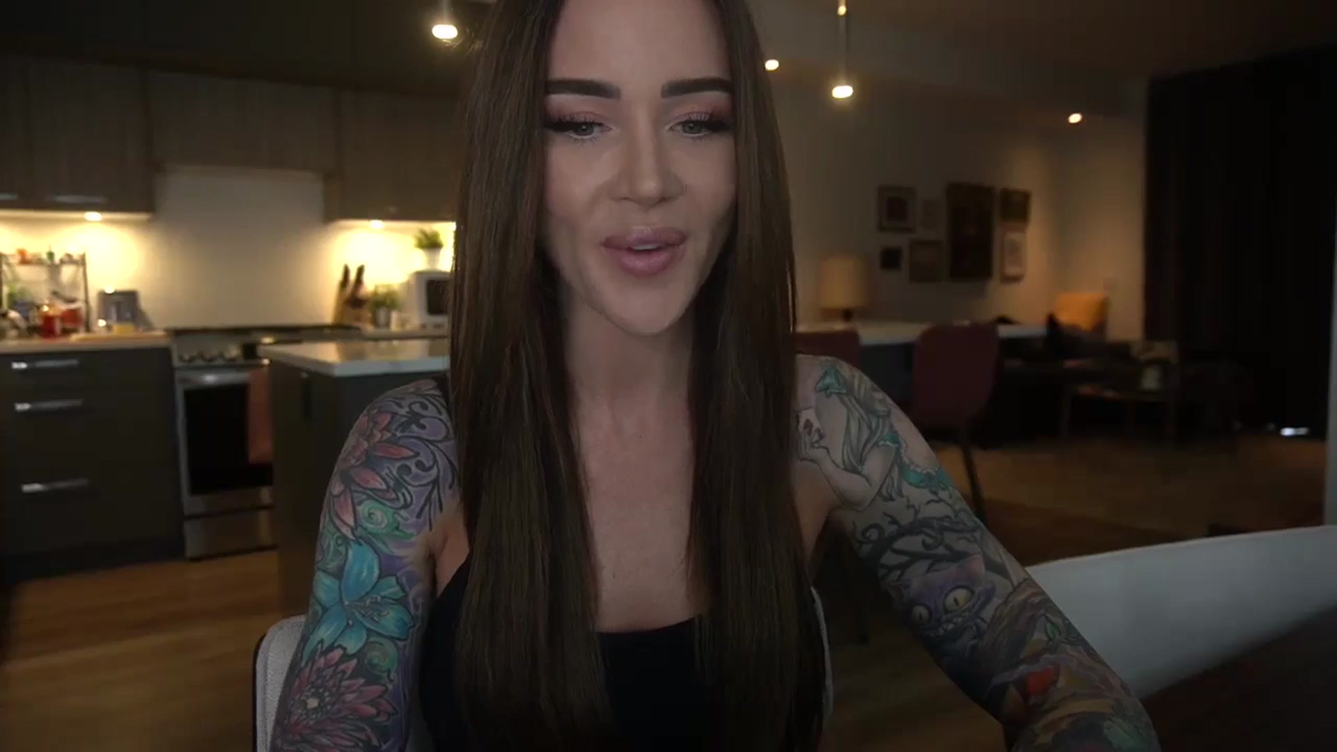 Gallery image thumbnail from VapePapi's myfreecams stream on, 06/04/2024, 21:16 image 11 of 20