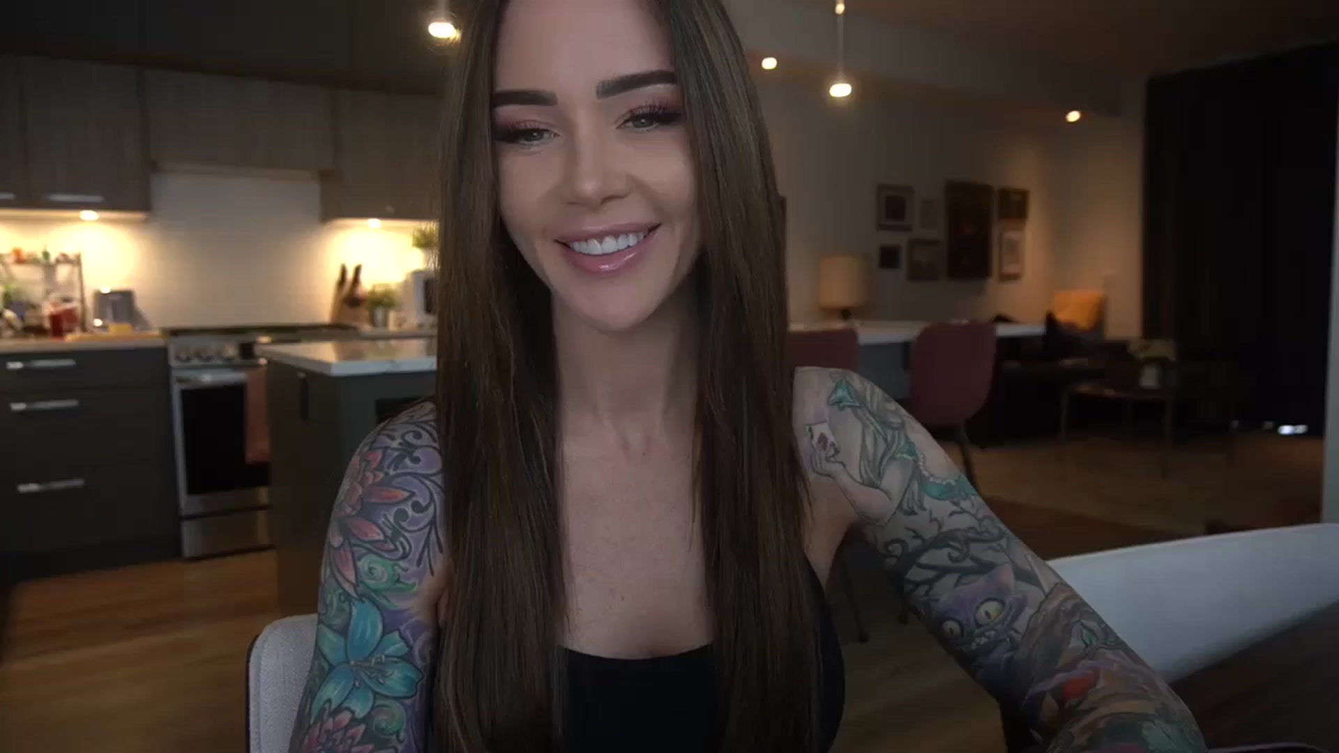 Gallery image thumbnail from VapePapi's myfreecams stream on, 06/04/2024, 21:16 image 1 of 20