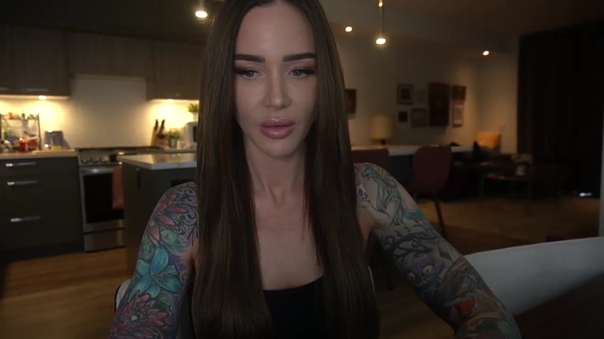 Gallery image thumbnail from VapePapi's myfreecams stream on, 06/04/2024, 21:16 image 16 of 20