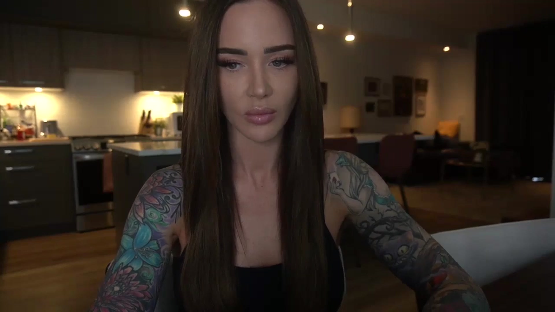 Gallery image thumbnail from VapePapi's myfreecams stream on, 06/04/2024, 21:16 image 14 of 20