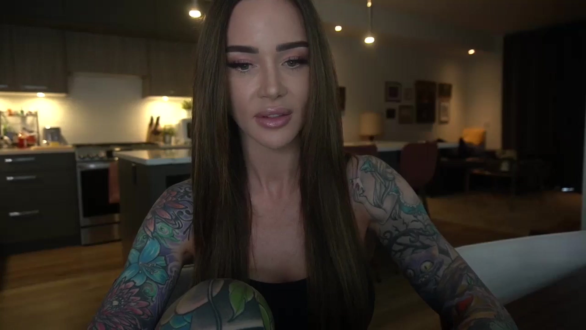 Gallery image thumbnail from VapePapi's myfreecams stream on, 06/04/2024, 21:16 image 18 of 20