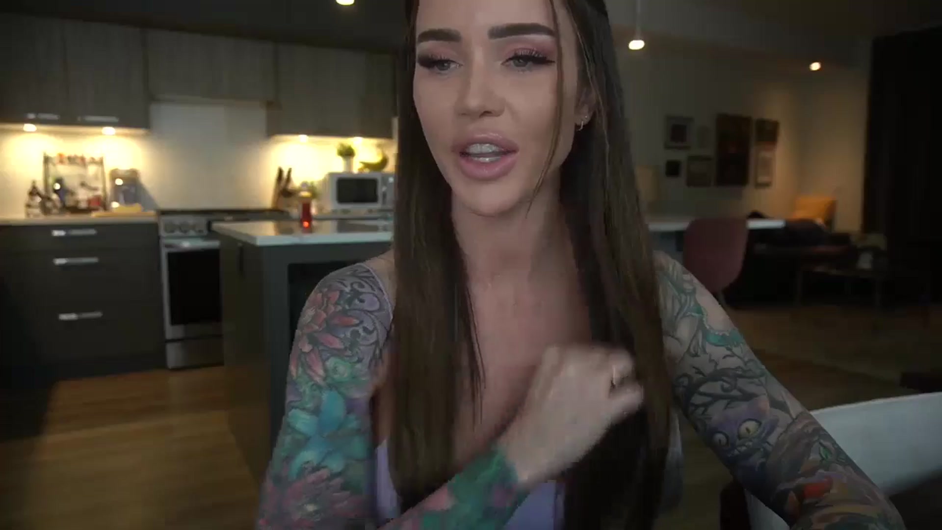 Gallery image thumbnail from VapePapi's myfreecams stream on, 06/07/2024, 21:52 image 14 of 20