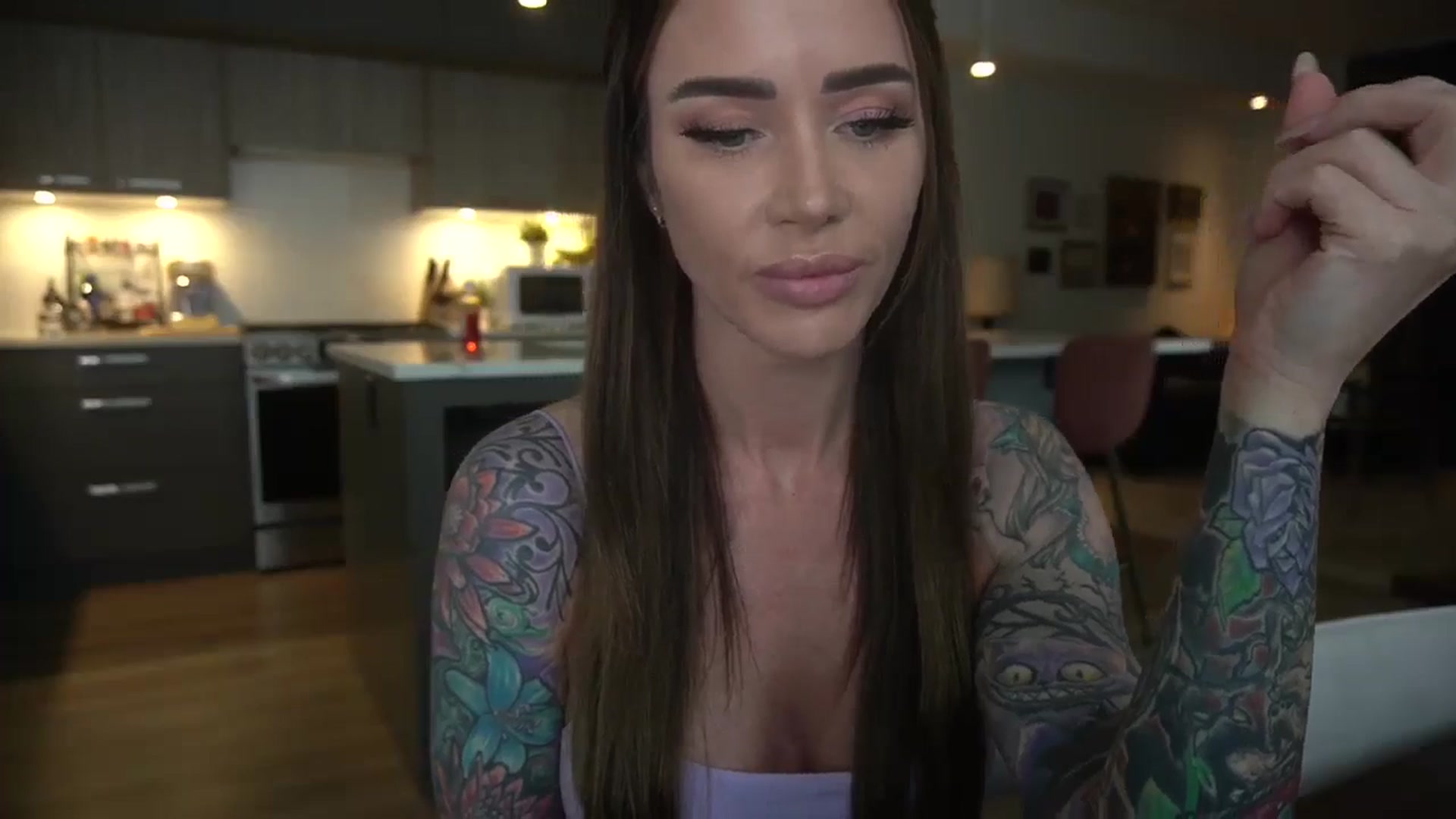 Gallery image thumbnail from VapePapi's myfreecams stream on, 06/07/2024, 21:52 image 15 of 20
