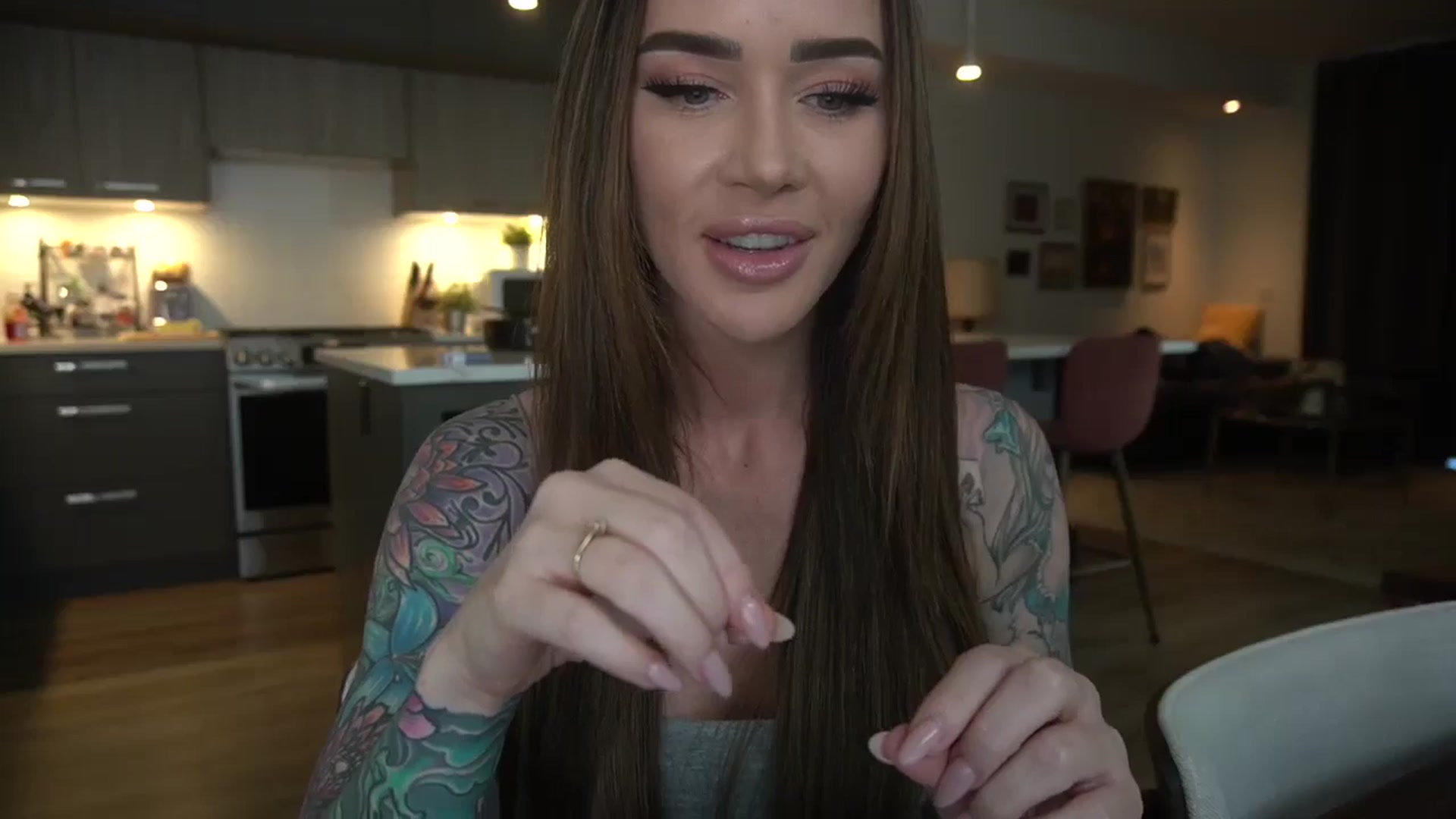 Gallery image thumbnail from VapePapi's myfreecams stream on, 06/10/2024, 21:54 image 15 of 20