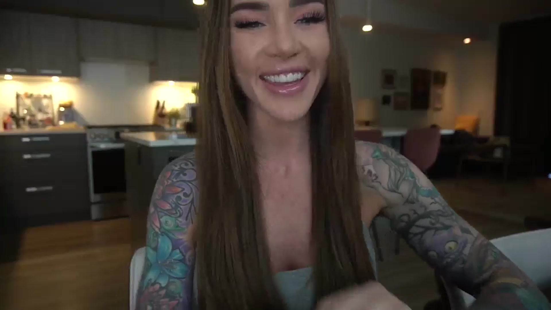 Gallery image thumbnail from VapePapi's myfreecams stream on, 06/10/2024, 21:54 image 11 of 20