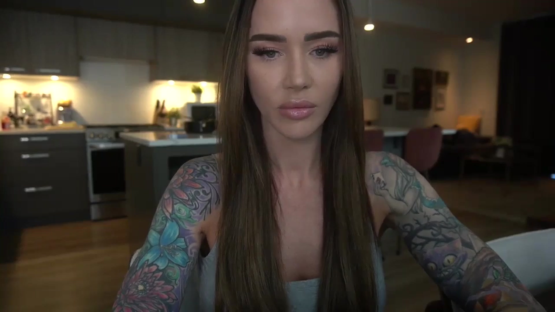 Gallery image thumbnail from VapePapi's myfreecams stream on, 06/10/2024, 21:54 image 16 of 20
