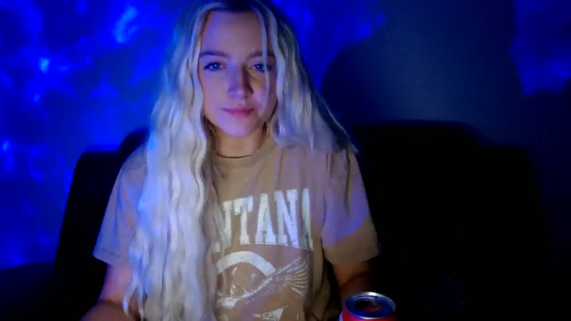 Gallery image thumbnail from VarsityViolet's myfreecams stream on, 09/13/2024, 06:41 image 14 of 20