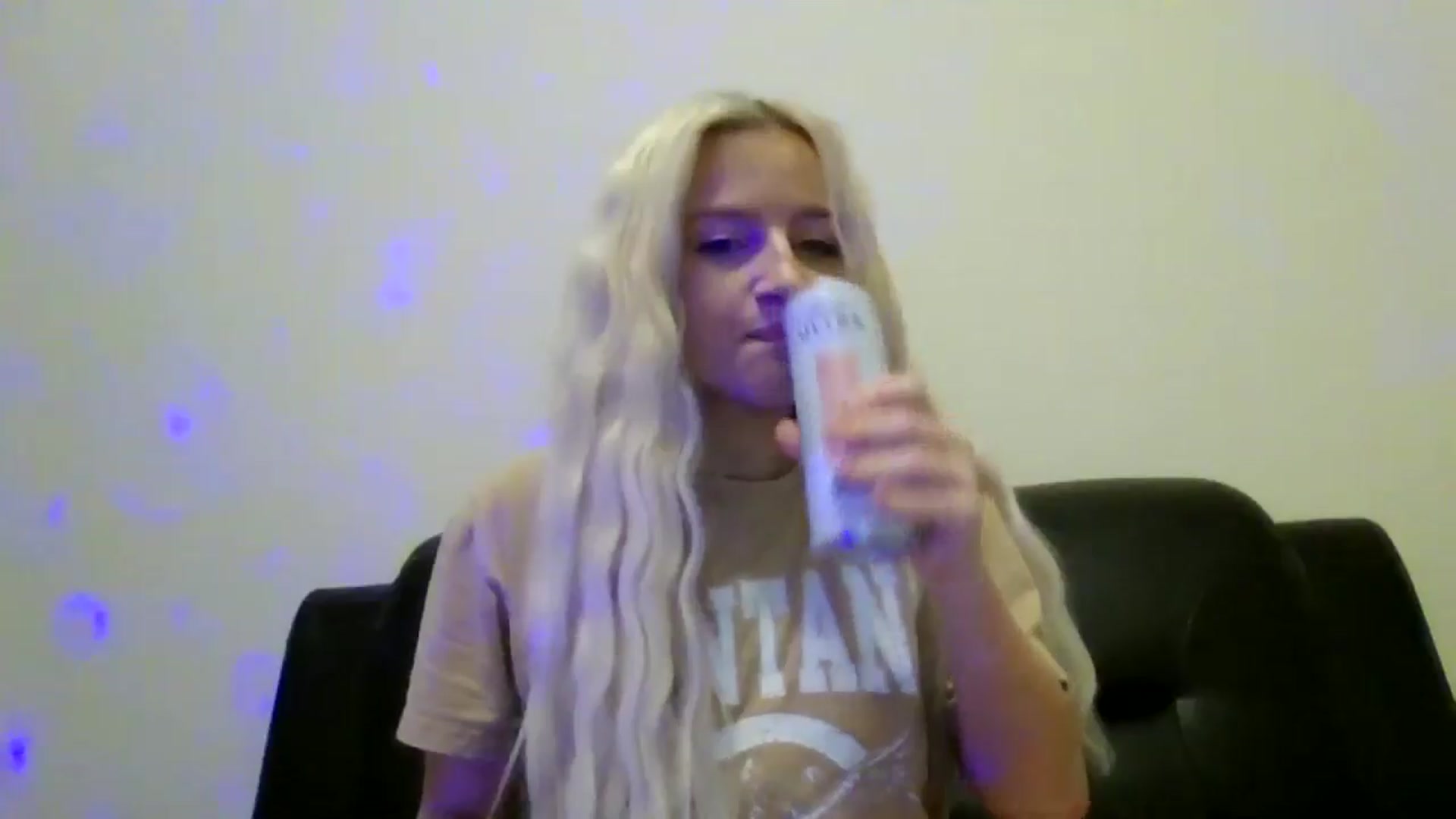 Gallery image thumbnail from VarsityViolet's myfreecams stream on, 09/13/2024, 07:13 image 10 of 20