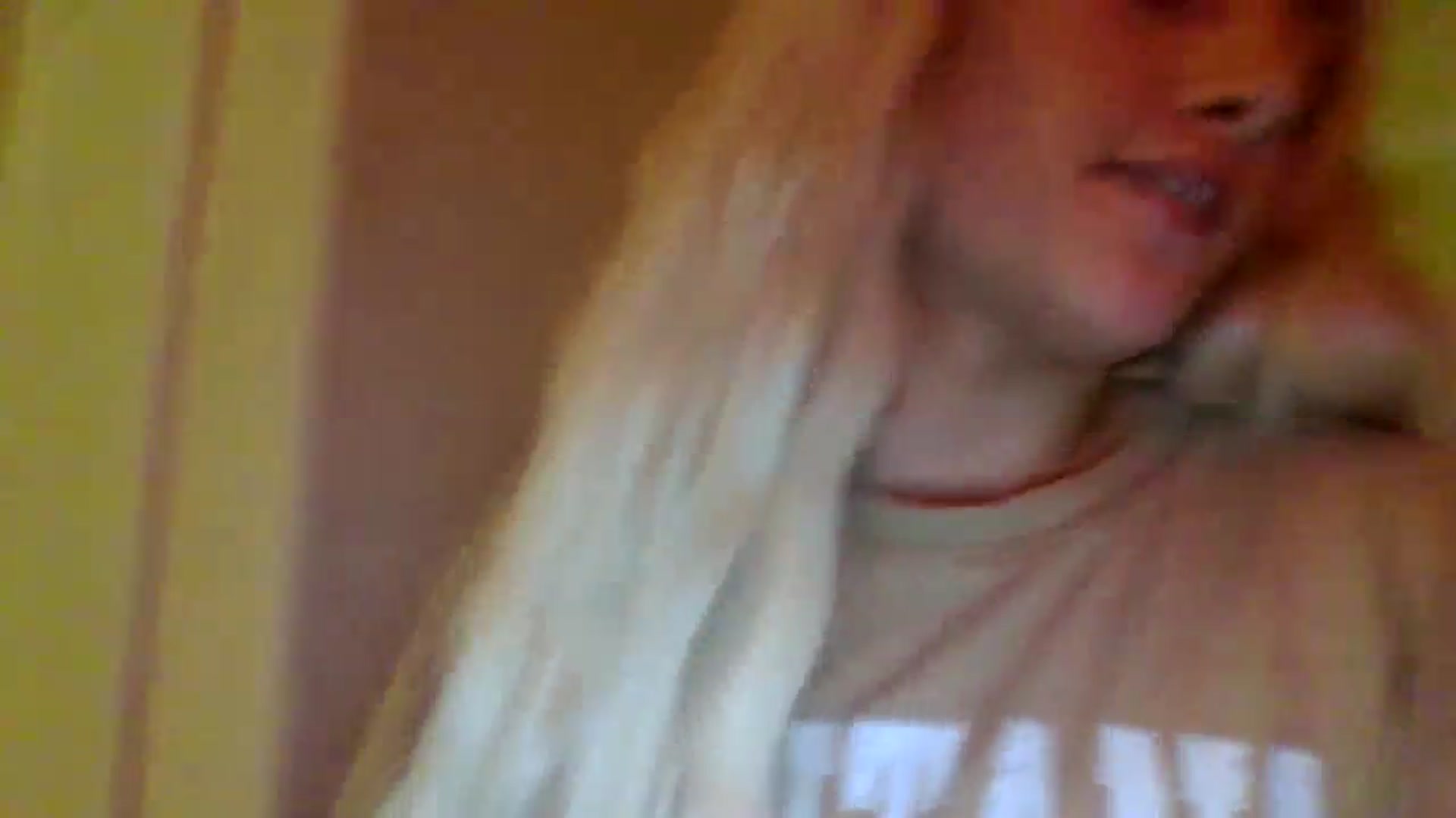 Gallery image thumbnail from VarsityViolet's myfreecams stream on, 09/13/2024, 07:13 image 4 of 20
