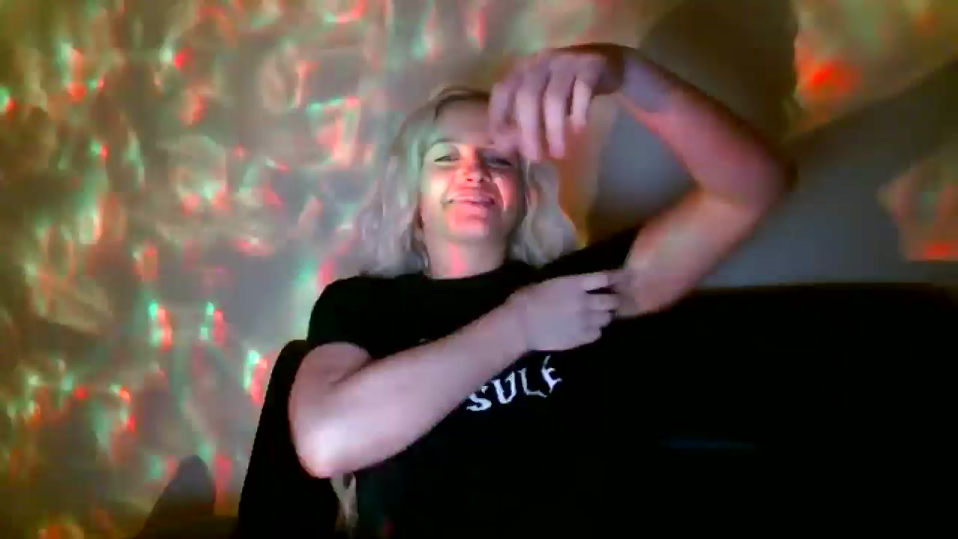 Gallery image thumbnail from VarsityViolet's myfreecams stream on, 09/15/2024, 04:21 image 1 of 20