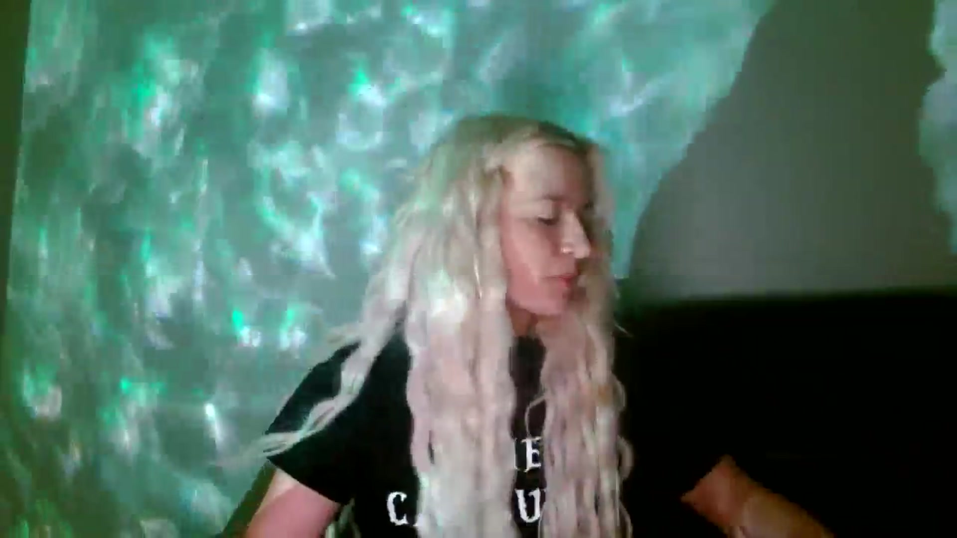 Gallery image thumbnail from VarsityViolet's myfreecams stream on, 09/15/2024, 05:08 image 5 of 20