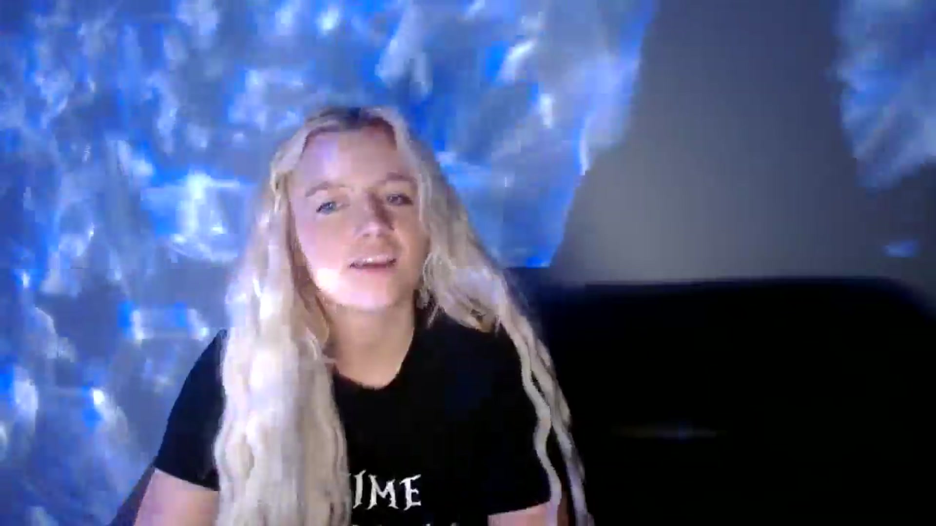 Gallery image thumbnail from VarsityViolet's myfreecams stream on, 09/15/2024, 05:23 image 18 of 20
