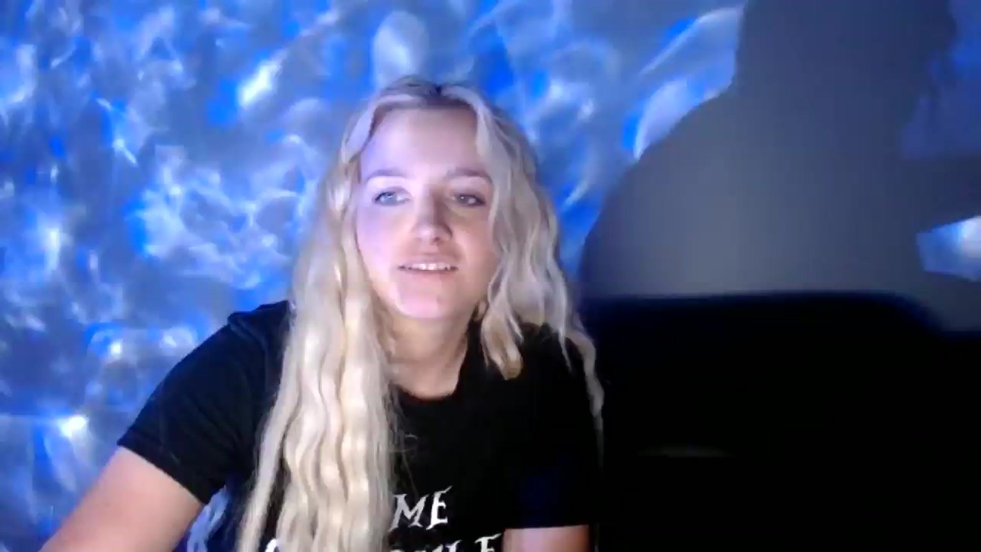 Gallery image thumbnail from VarsityViolet's myfreecams stream on, 09/15/2024, 05:23 image 1 of 20