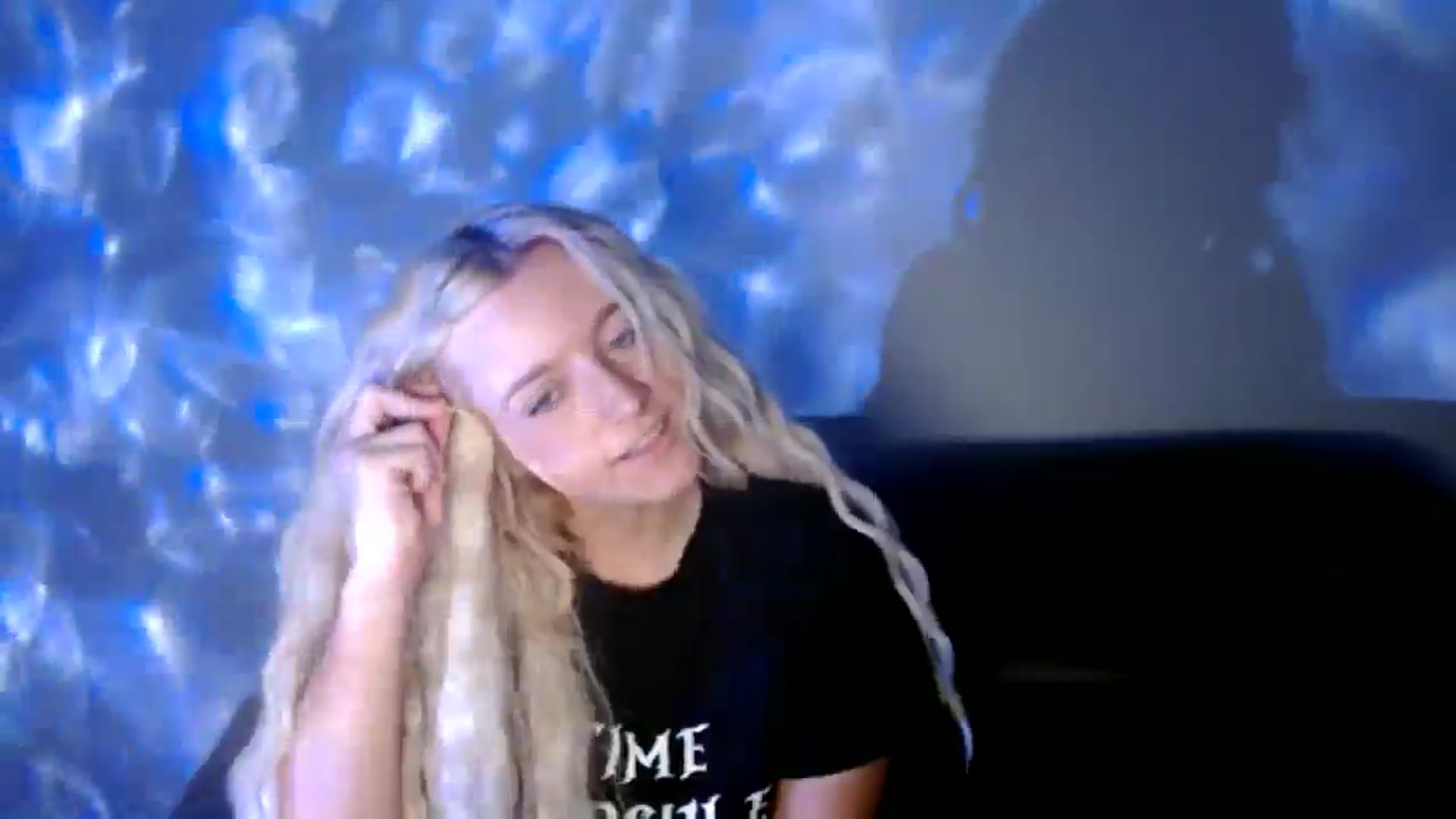 Gallery image thumbnail from VarsityViolet's myfreecams stream on, 09/15/2024, 05:23 image 7 of 20