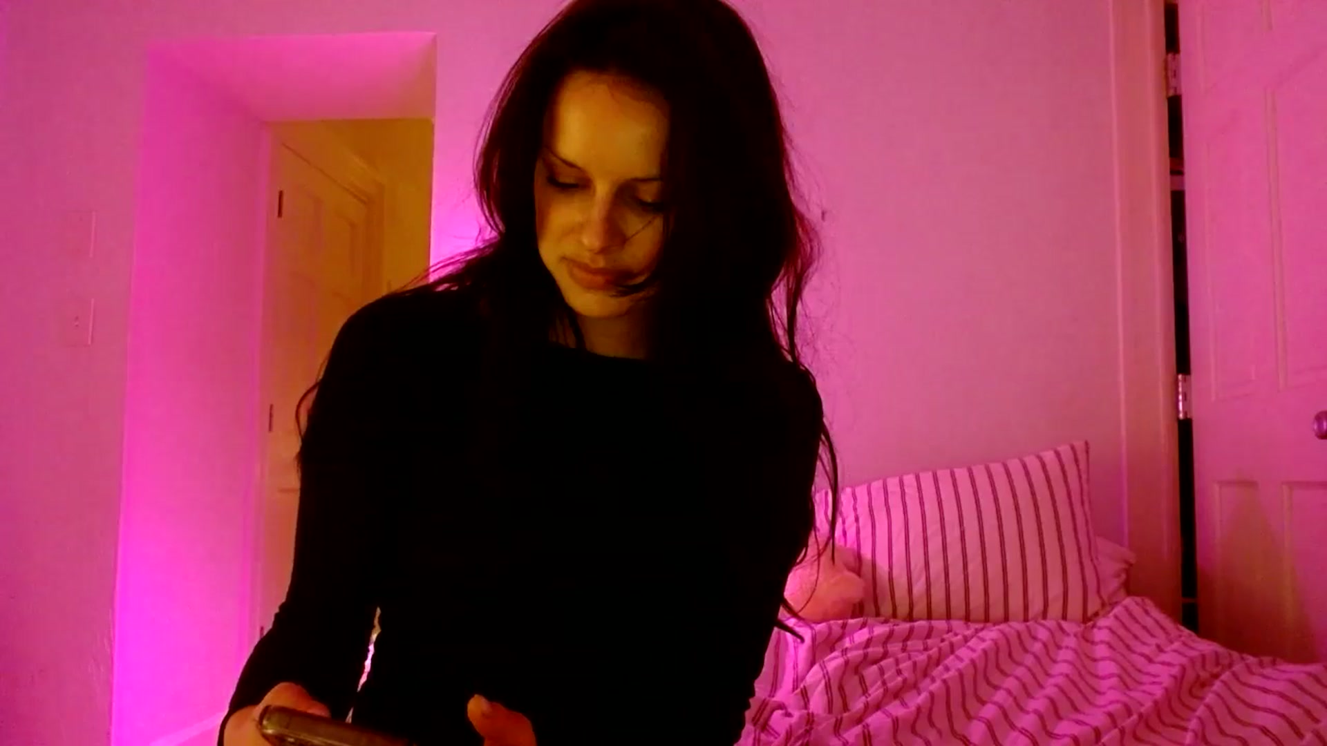 Gallery image thumbnail from Vasaa's myfreecams stream on, 12/01/2025, 05:55 image 20 of 20