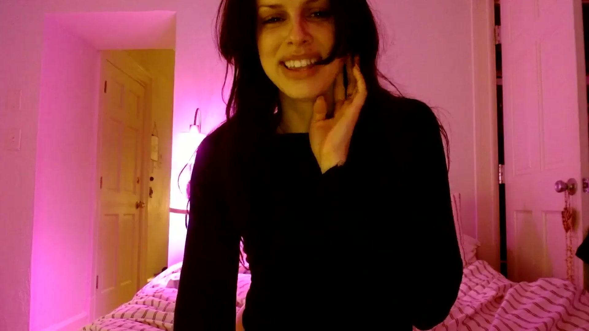 Gallery image thumbnail from Vasaa's myfreecams stream on, 12/01/2025, 05:55 image 13 of 20