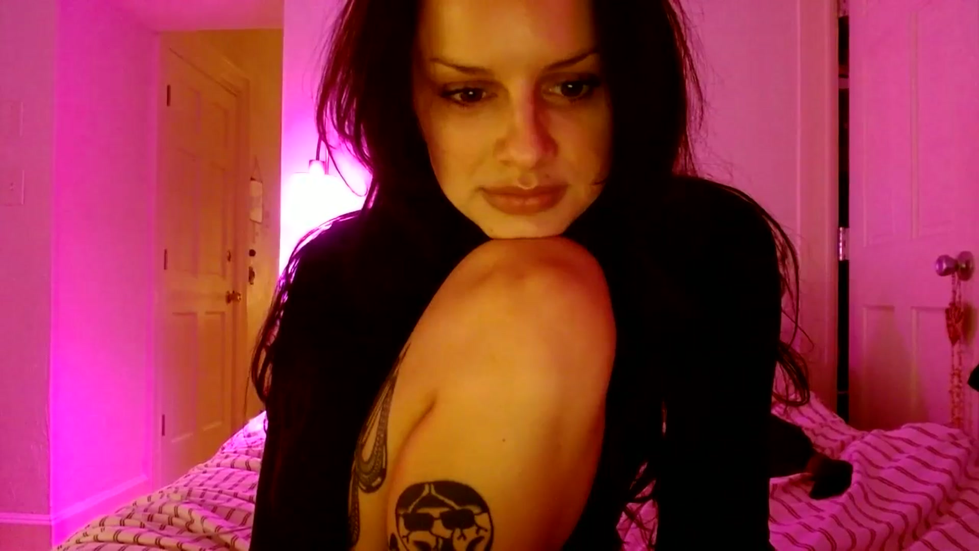 Gallery image thumbnail from Vasaa's myfreecams stream on, 12/01/2025, 05:55 image 6 of 20