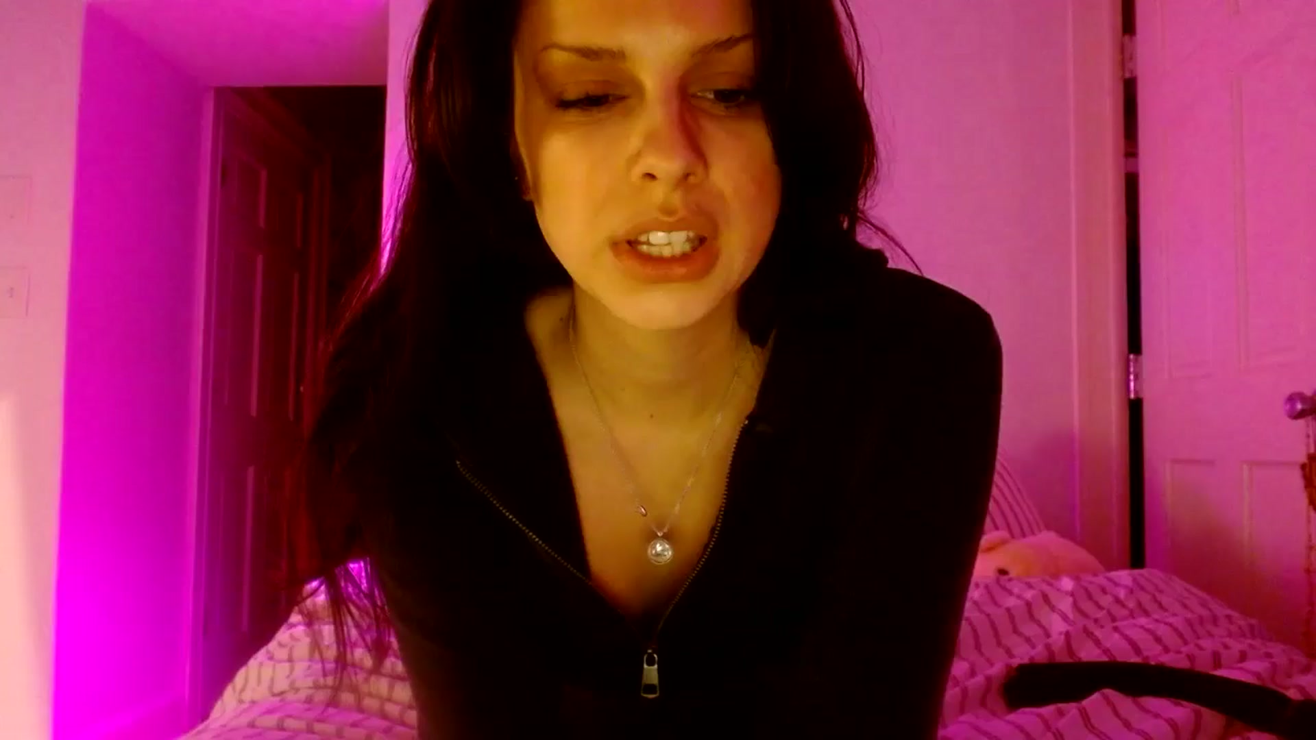 Gallery image thumbnail from Vasaa's myfreecams stream on, 12/04/2025, 08:02 image 7 of 20
