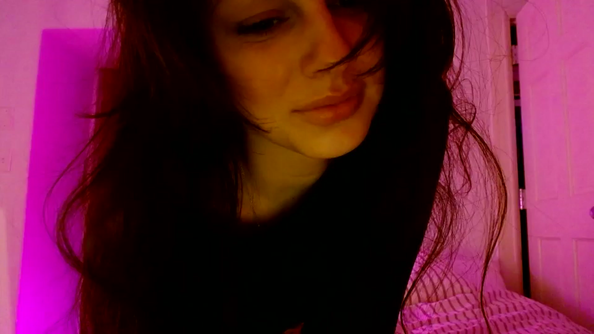 Gallery image thumbnail from Vasaa's myfreecams stream on, 12/16/2025, 08:14 image 6 of 20
