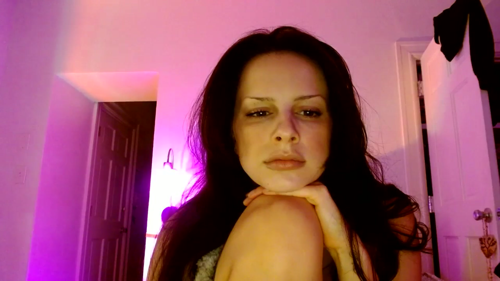 Gallery image thumbnail from Vasaa's myfreecams stream on, 01/10/2026, 08:03 image 14 of 20