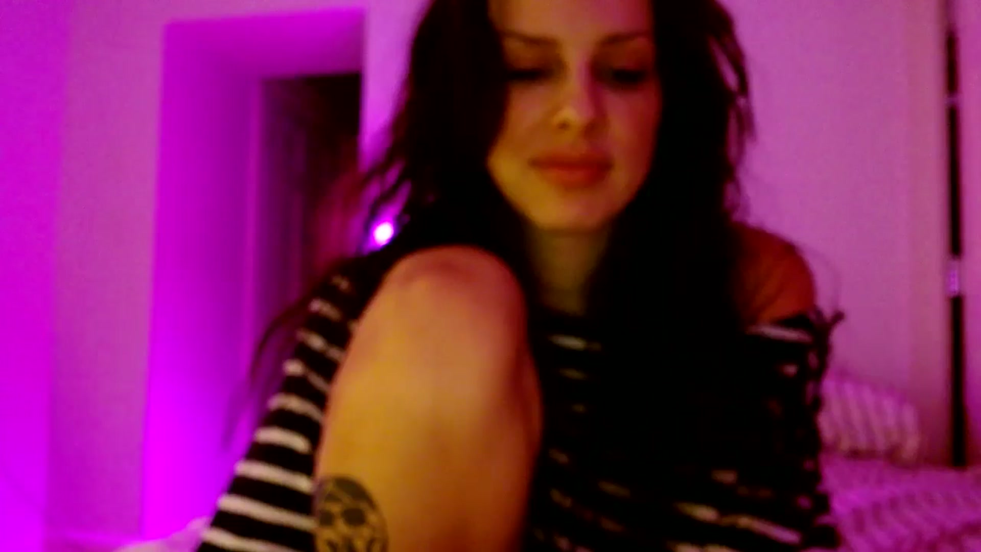 Gallery image thumbnail from Vasaa's myfreecams stream on, 01/22/2026, 06:42 image 4 of 20