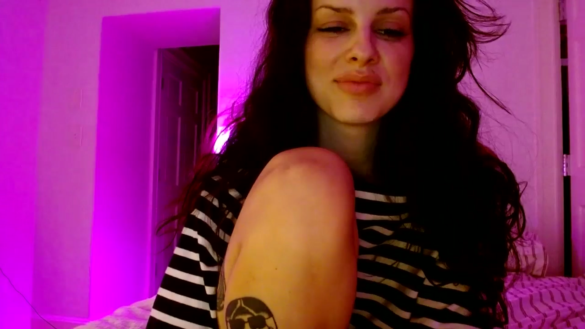 Gallery image thumbnail from Vasaa's myfreecams stream on, 01/22/2026, 06:42 image 11 of 20