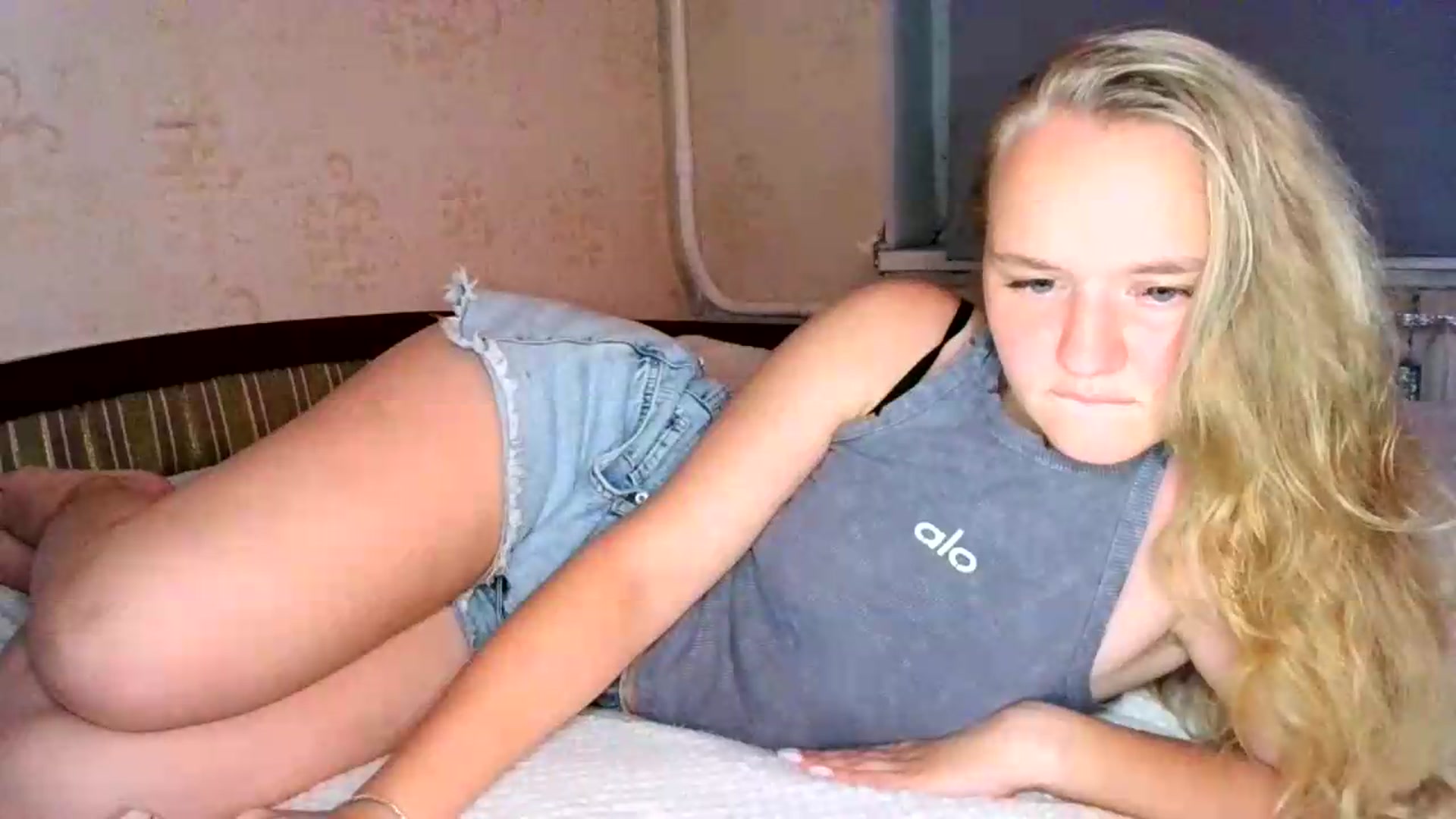Gallery image thumbnail from VedaCharm's myfreecams stream on, 08/10/2026, 20:44 image 17 of 20