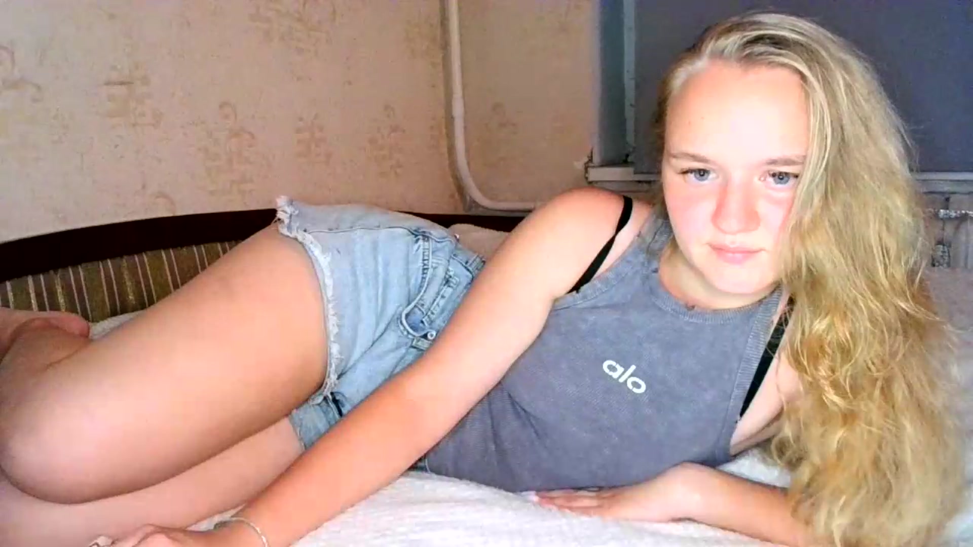 Gallery image thumbnail from VedaCharm's myfreecams stream on, 08/10/2026, 20:44 image 11 of 20