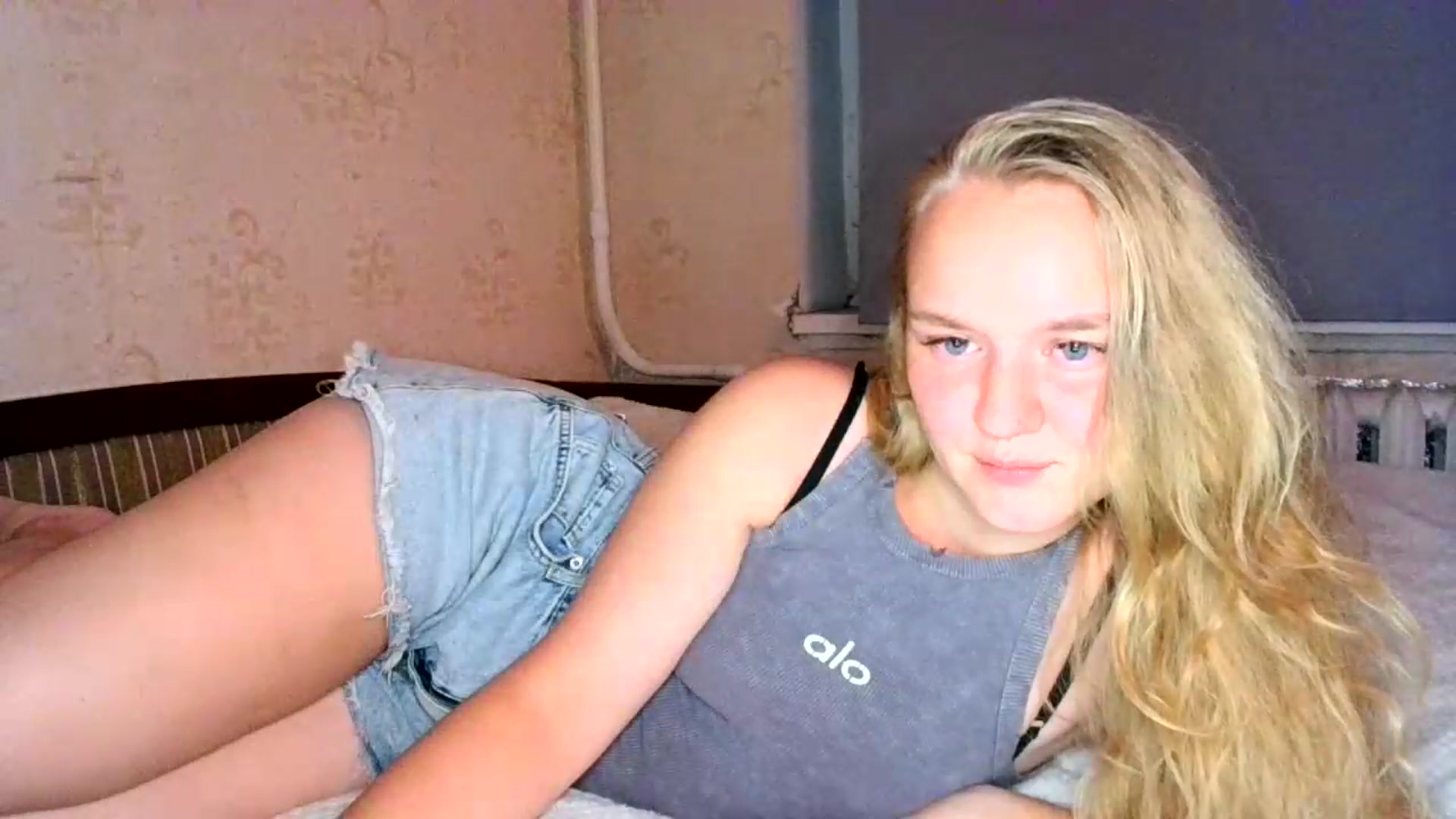 Gallery image thumbnail from VedaCharm's myfreecams stream on, 08/10/2026, 21:20 image 8 of 20