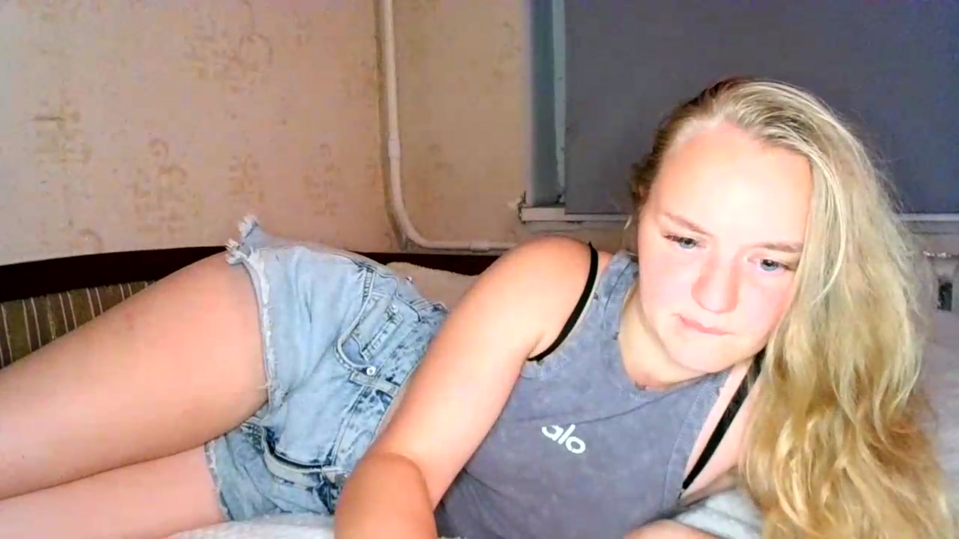 Gallery image thumbnail from VedaCharm's myfreecams stream on, 08/10/2026, 21:20 image 17 of 20