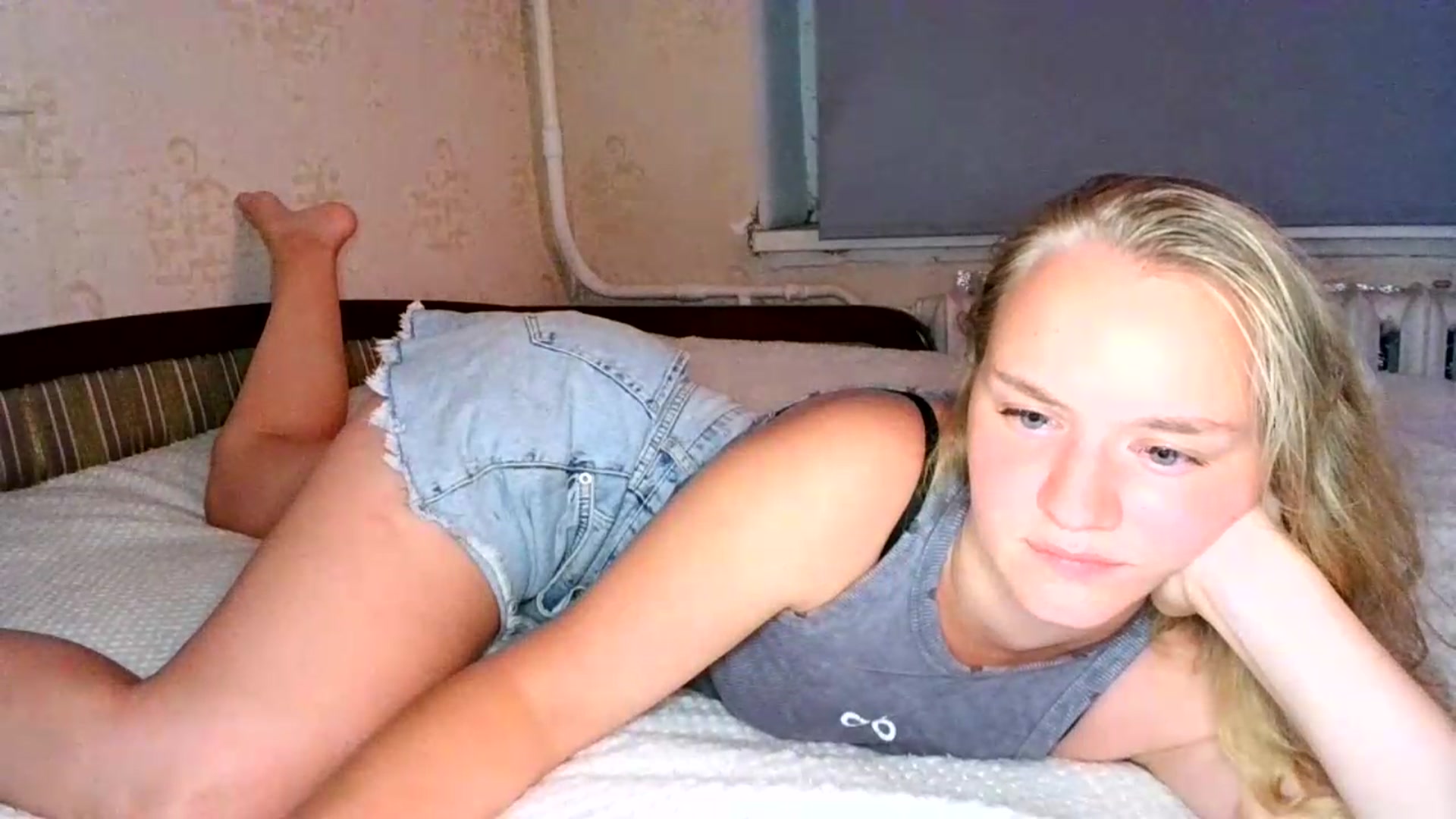 Gallery image thumbnail from VedaCharm's myfreecams stream on, 08/10/2026, 22:40 image 19 of 20