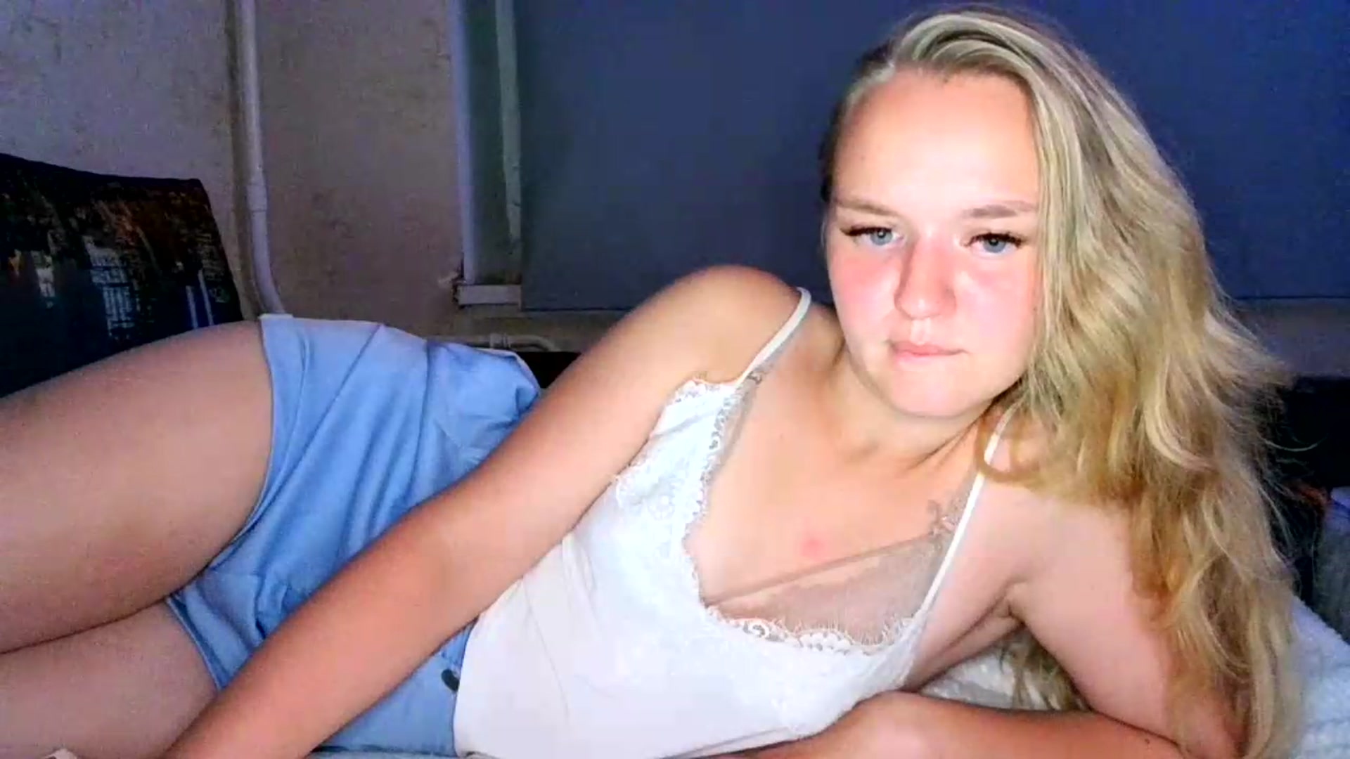 Gallery image thumbnail from VedaCharm's myfreecams stream on, 08/12/2026, 22:01 image 5 of 20
