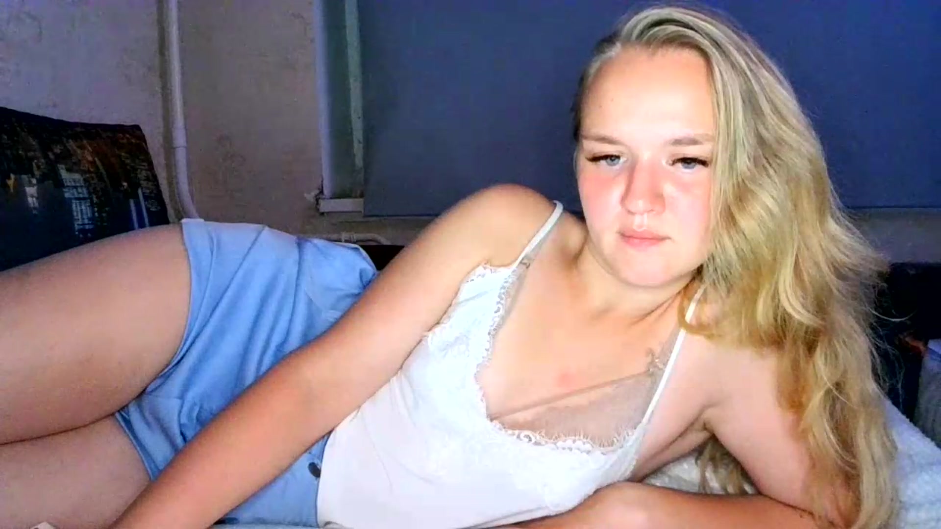 Gallery image thumbnail from VedaCharm's myfreecams stream on, 08/12/2026, 22:01 image 8 of 20