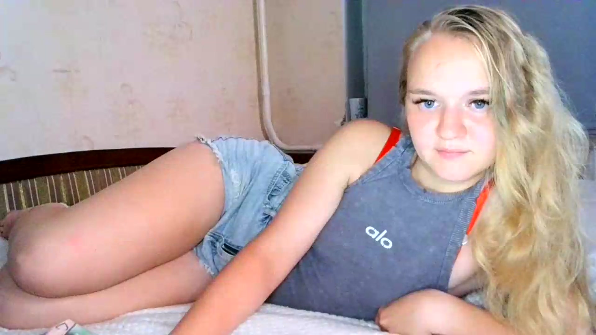 Gallery image thumbnail from VedaCharm's myfreecams stream on, 08/18/2026, 20:31 image 11 of 20